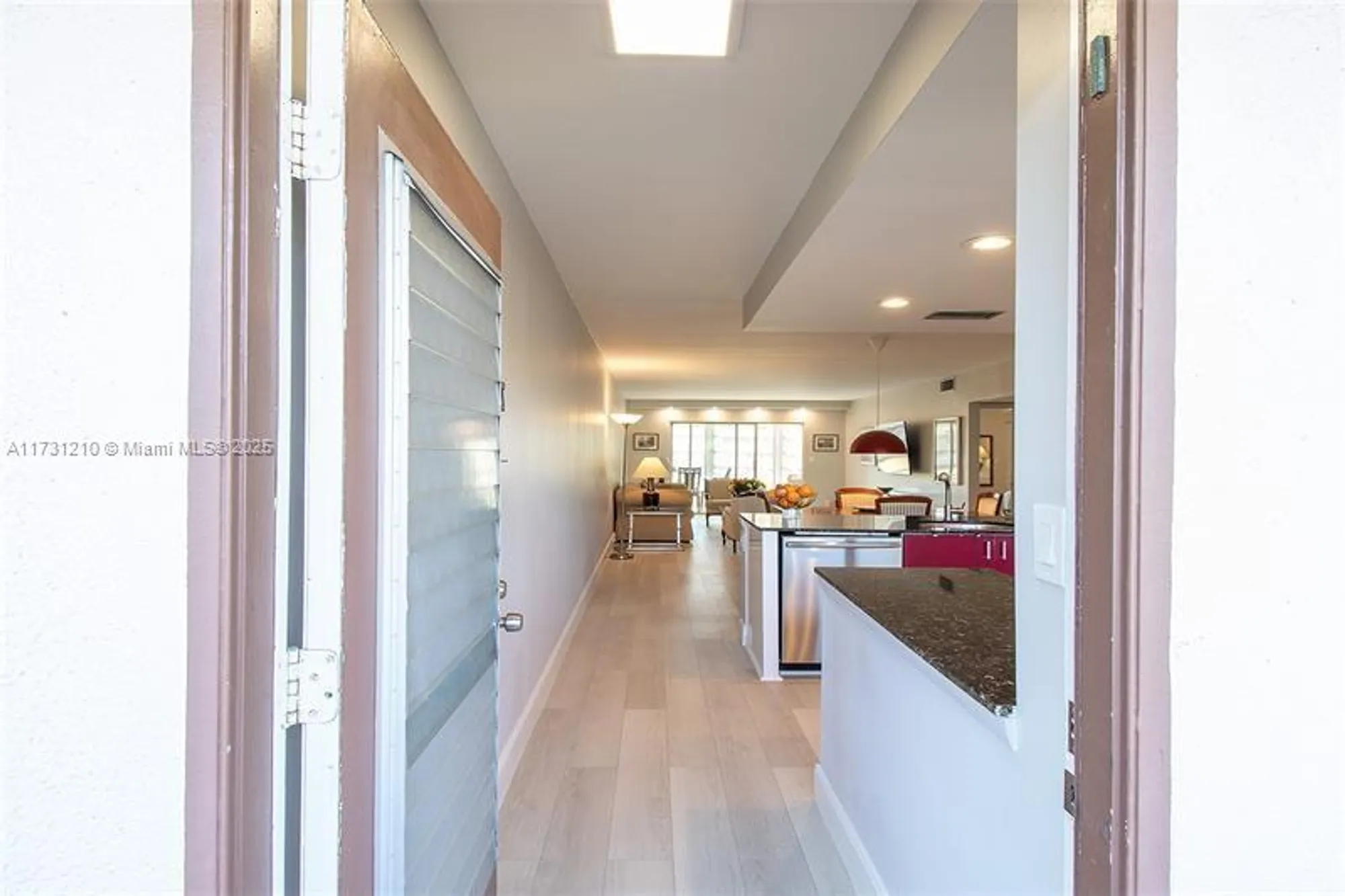 Property Slideshow image 8 of 30 | 3203 portofino pt f2, Coconut Creek, FL, 33066