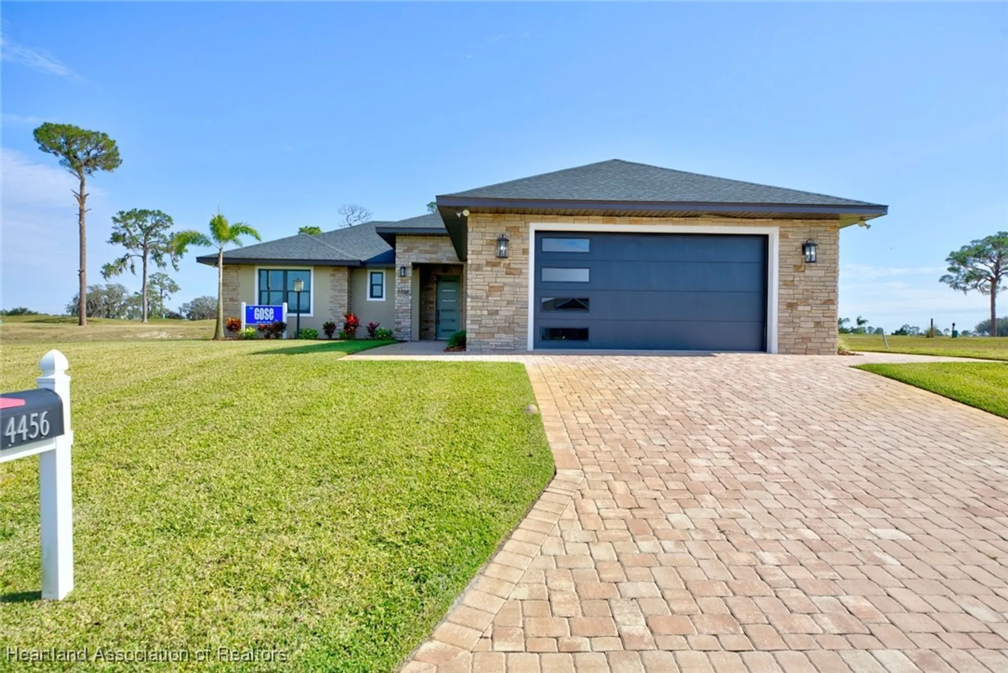 Property Slideshow image 1 of 38 | 4456 toussant dr, Avon Park, FL, 33825