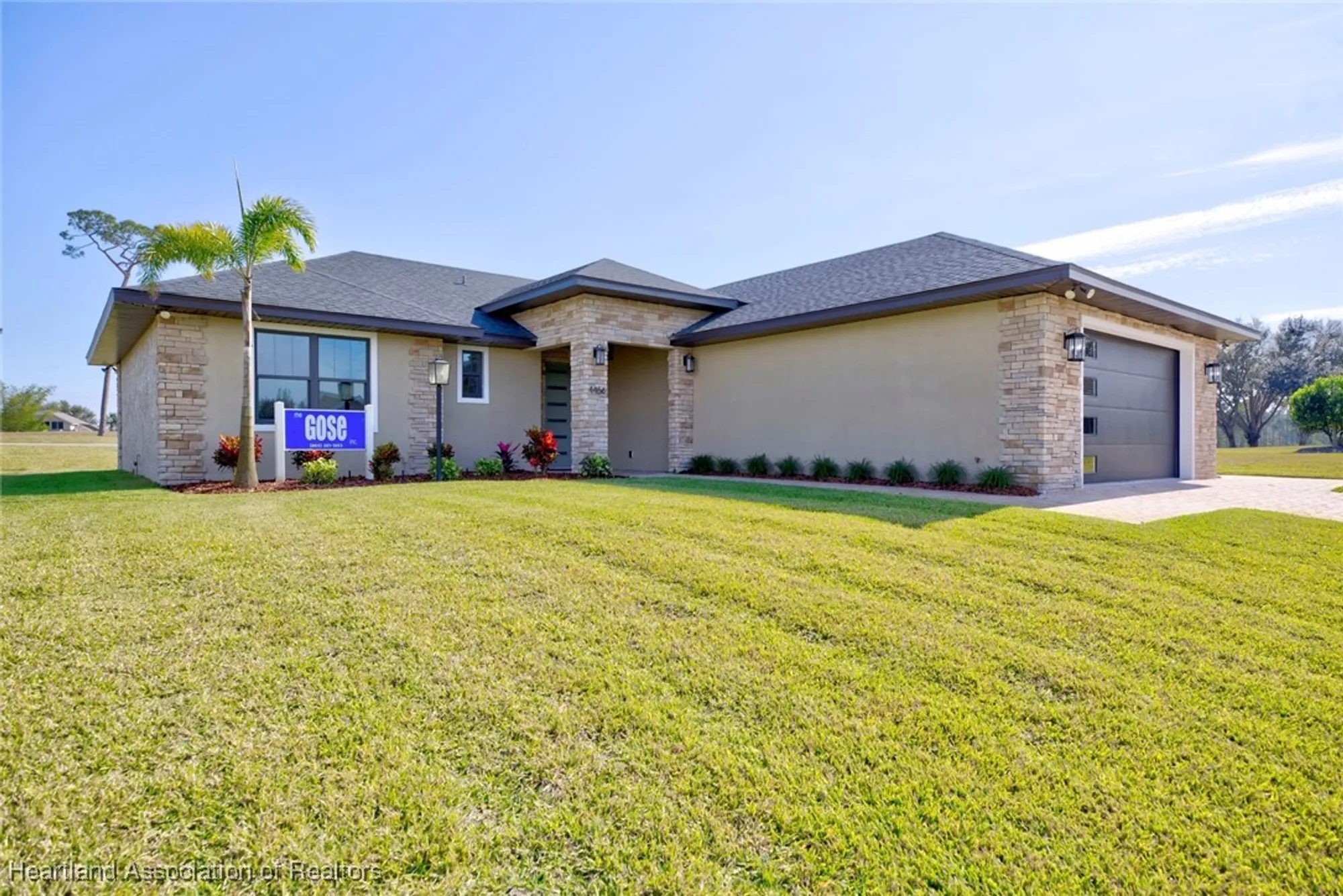 Property Slideshow image 2 of 38 | 4456 toussant dr, Avon Park, FL, 33825