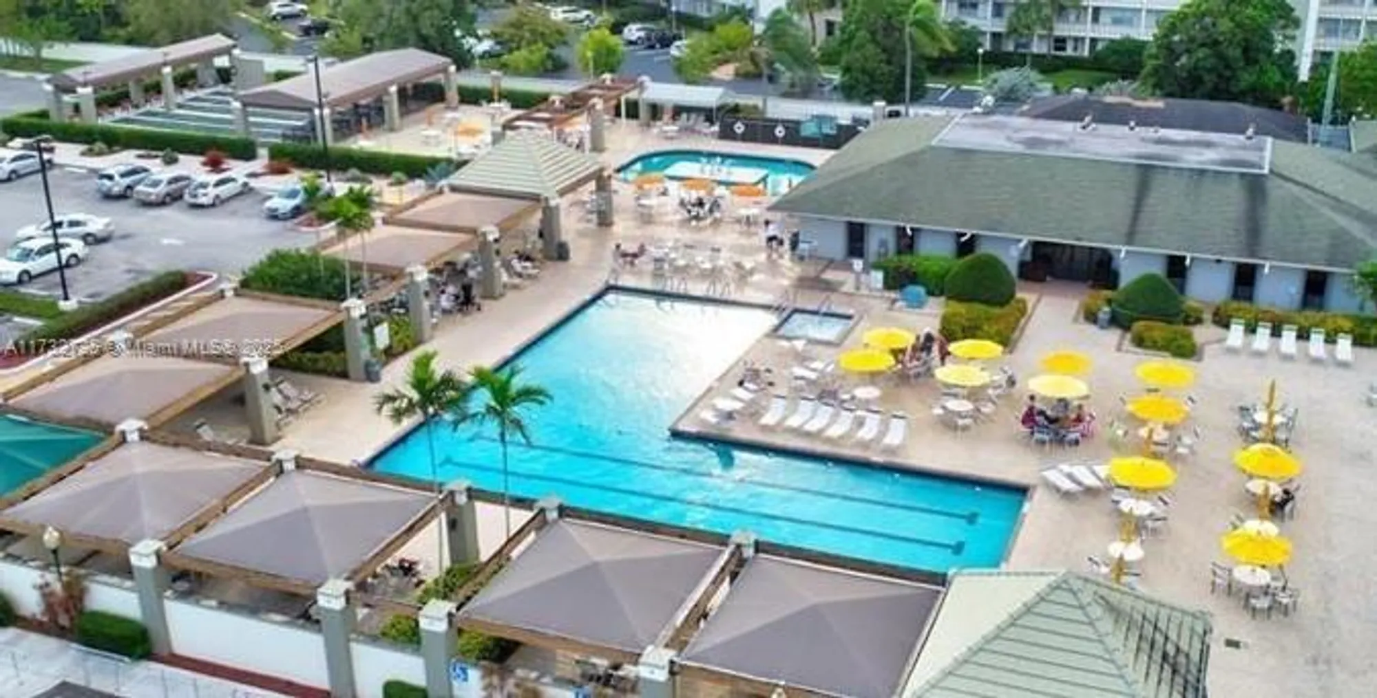 Property Slideshow image 18 of 32 | 4801 martinique pl h1, Coconut Creek, FL, 33066