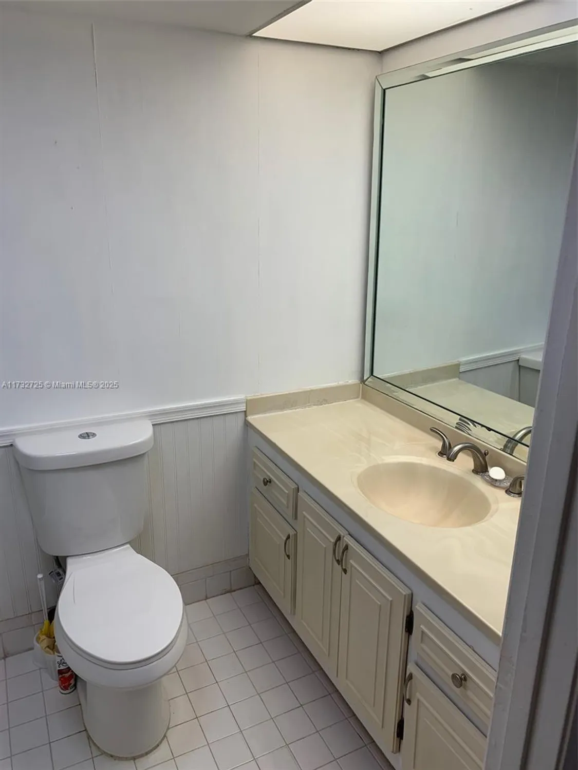 Property Slideshow image 12 of 32 | 4801 martinique pl h1, Coconut Creek, FL, 33066