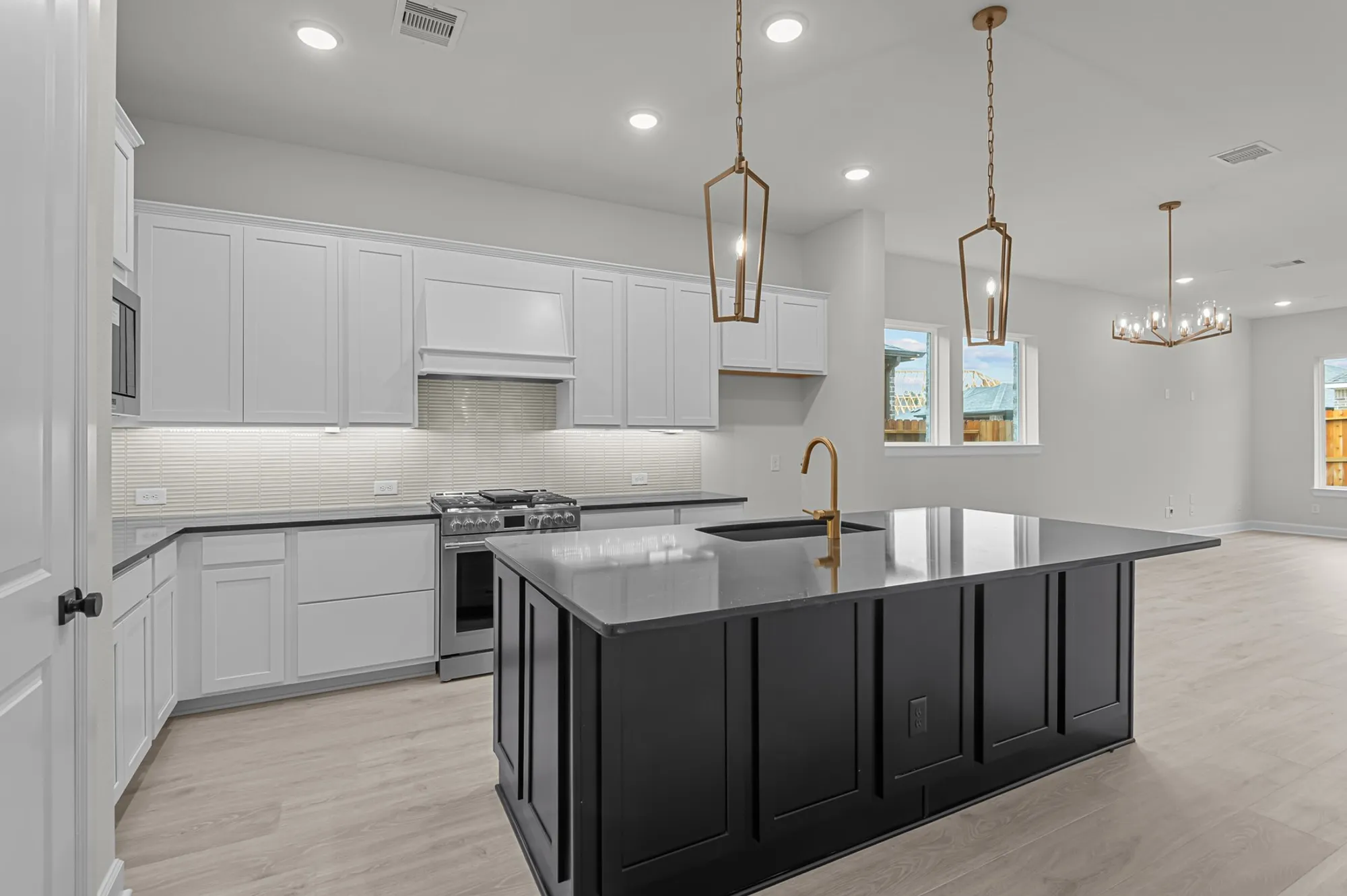 Property Slideshow image 20 of 42 | 21904 tall tree grove ln, Porter, TX, 77365