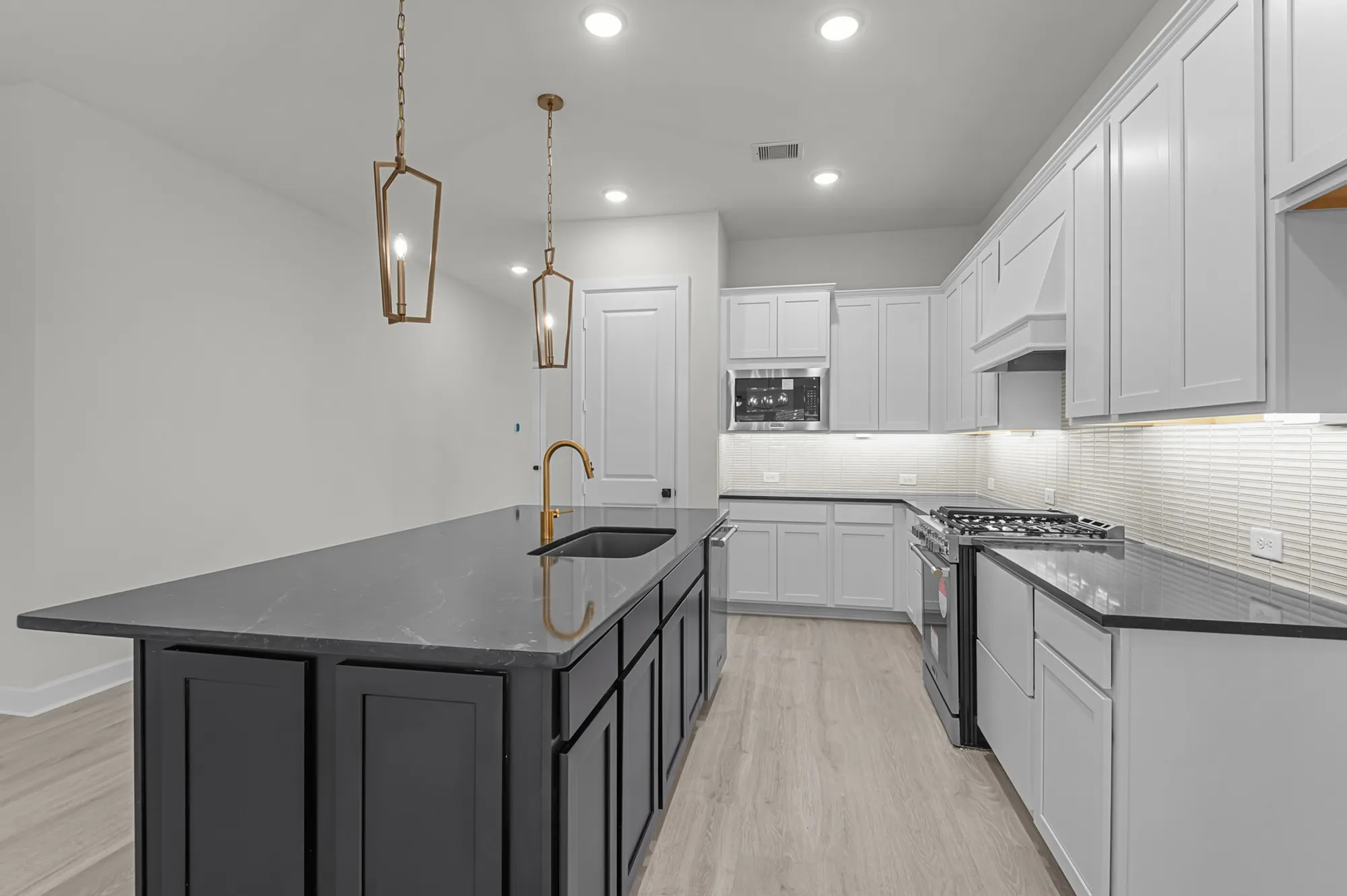 Property Slideshow image 23 of 42 | 21904 tall tree grove ln, Porter, TX, 77365