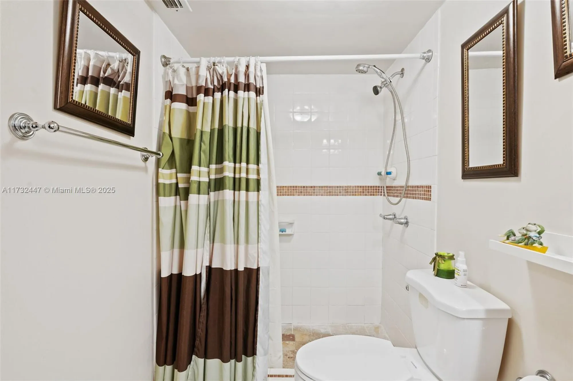 Property Slideshow image 23 of 42 | 1100 colony point cir 119, Pembroke Pines, FL, 33026