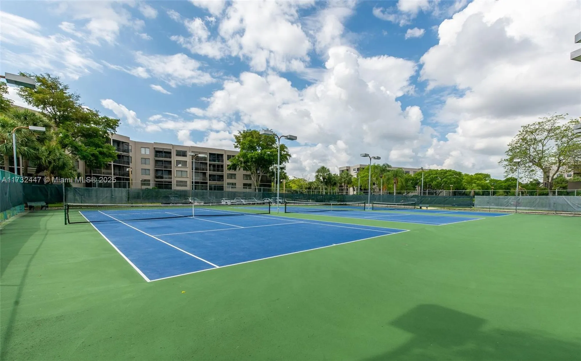 Property Slideshow image 36 of 42 | 1100 colony point cir 119, Pembroke Pines, FL, 33026