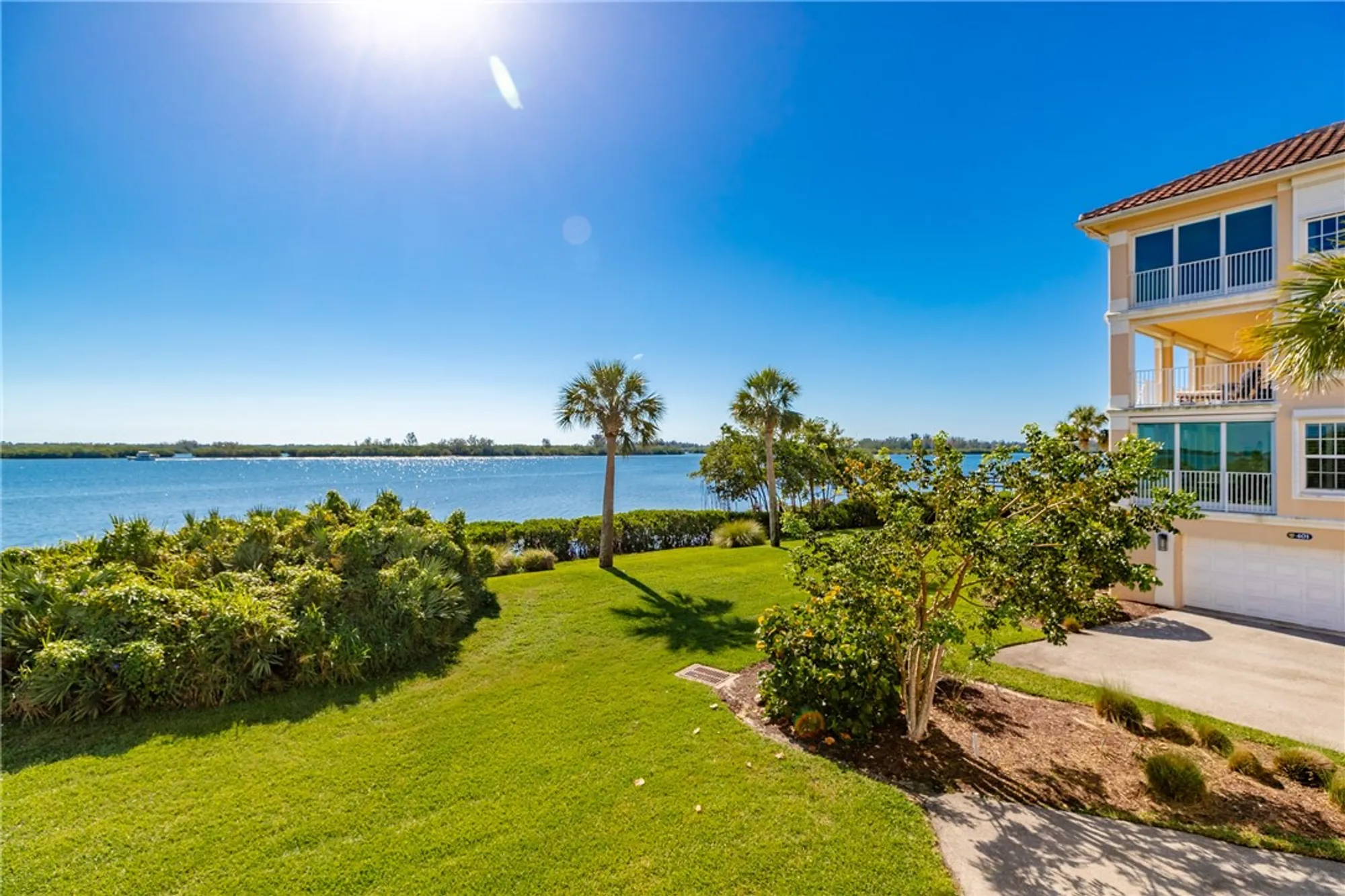 Property Slideshow image 35 of 36 | 4866 s harbor dr 202, Vero Beach, FL, 32967