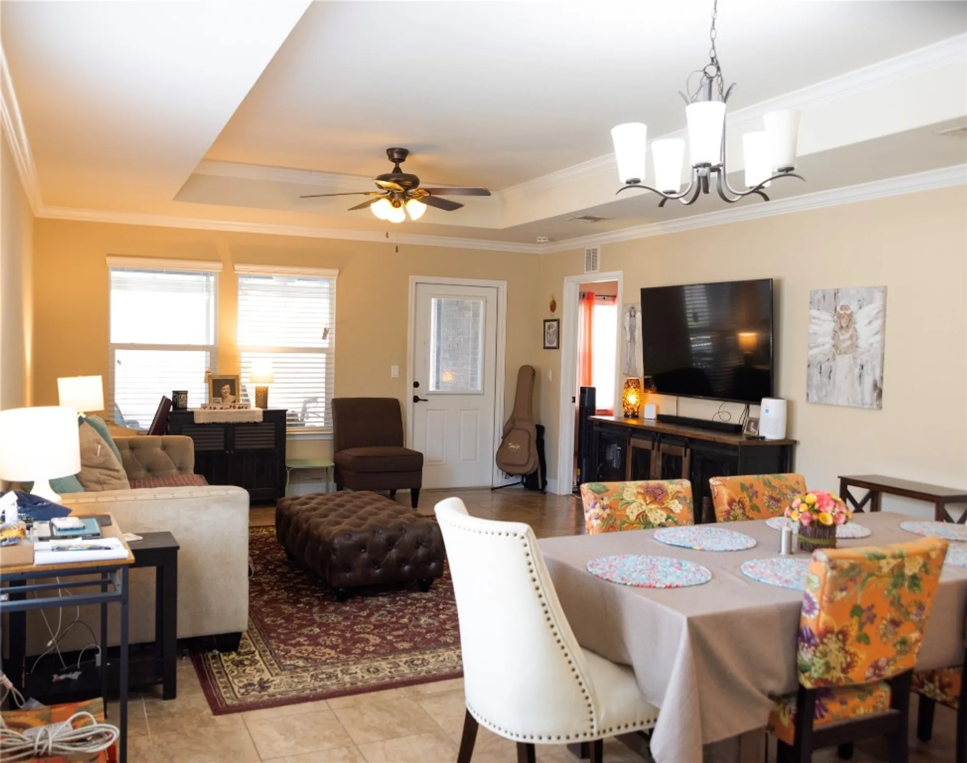 Property Slideshow image 13 of 34 | 834 salado creek ln, Georgetown, TX, 78633