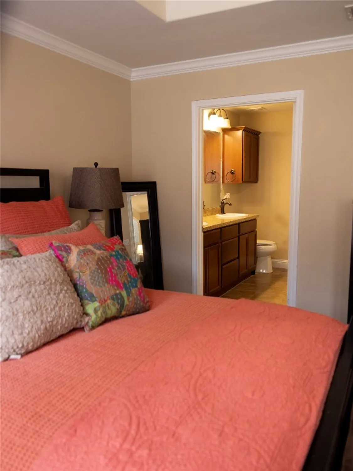 Property Slideshow image 22 of 34 | 834 salado creek ln, Georgetown, TX, 78633