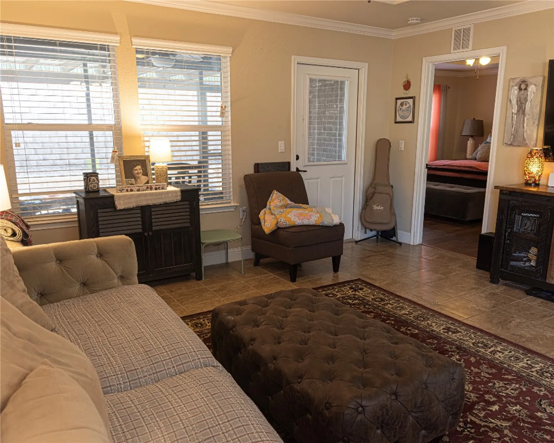 Property Slideshow image 7 of 34 | 834 salado creek ln, Georgetown, TX, 78633