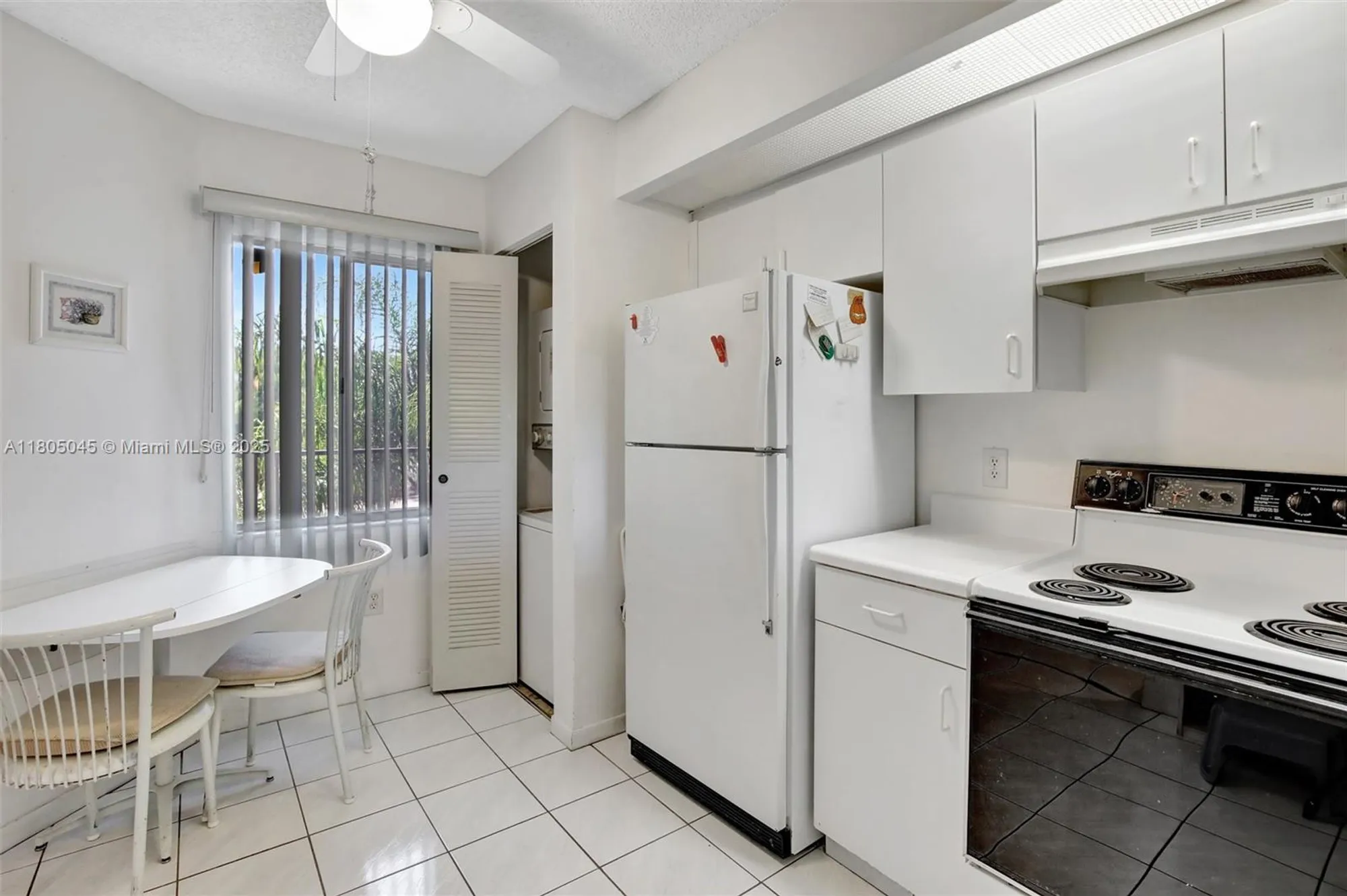 Property Slideshow image 9 of 35 | 1601 sw 128th ter 309a, Pembroke Pines, FL, 33027