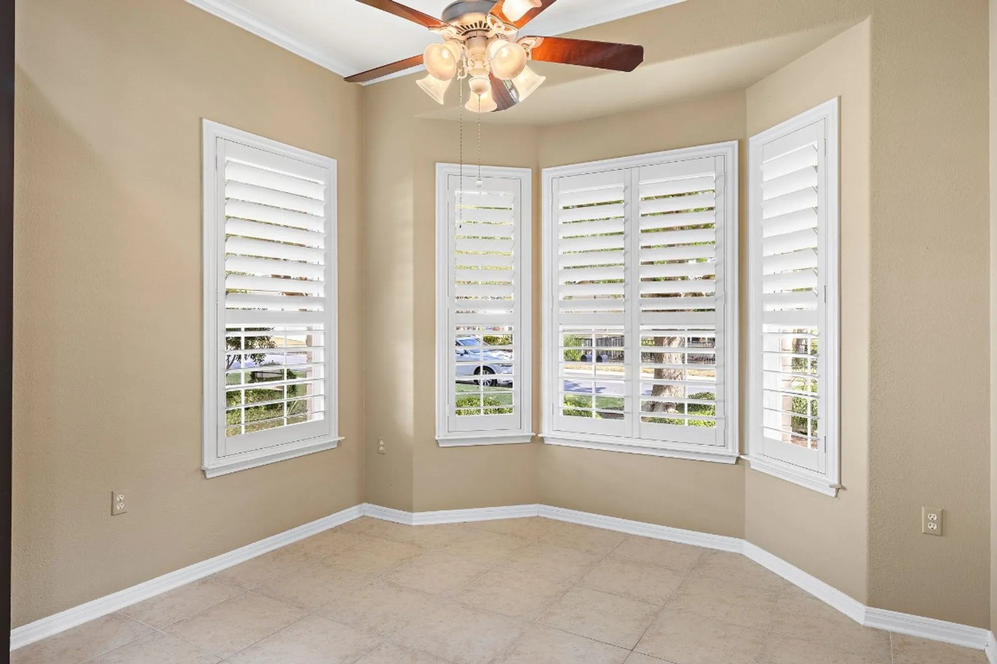 Property Slideshow image 19 of 34 | 214 lone star dr, Georgetown, TX, 78633