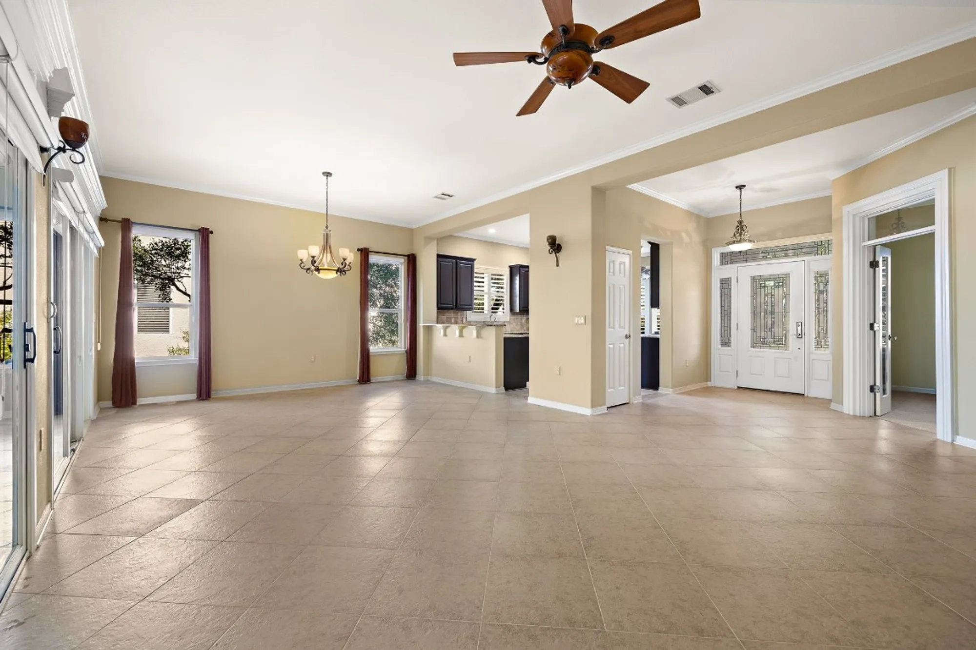 Property Slideshow image 21 of 34 | 214 lone star dr, Georgetown, TX, 78633