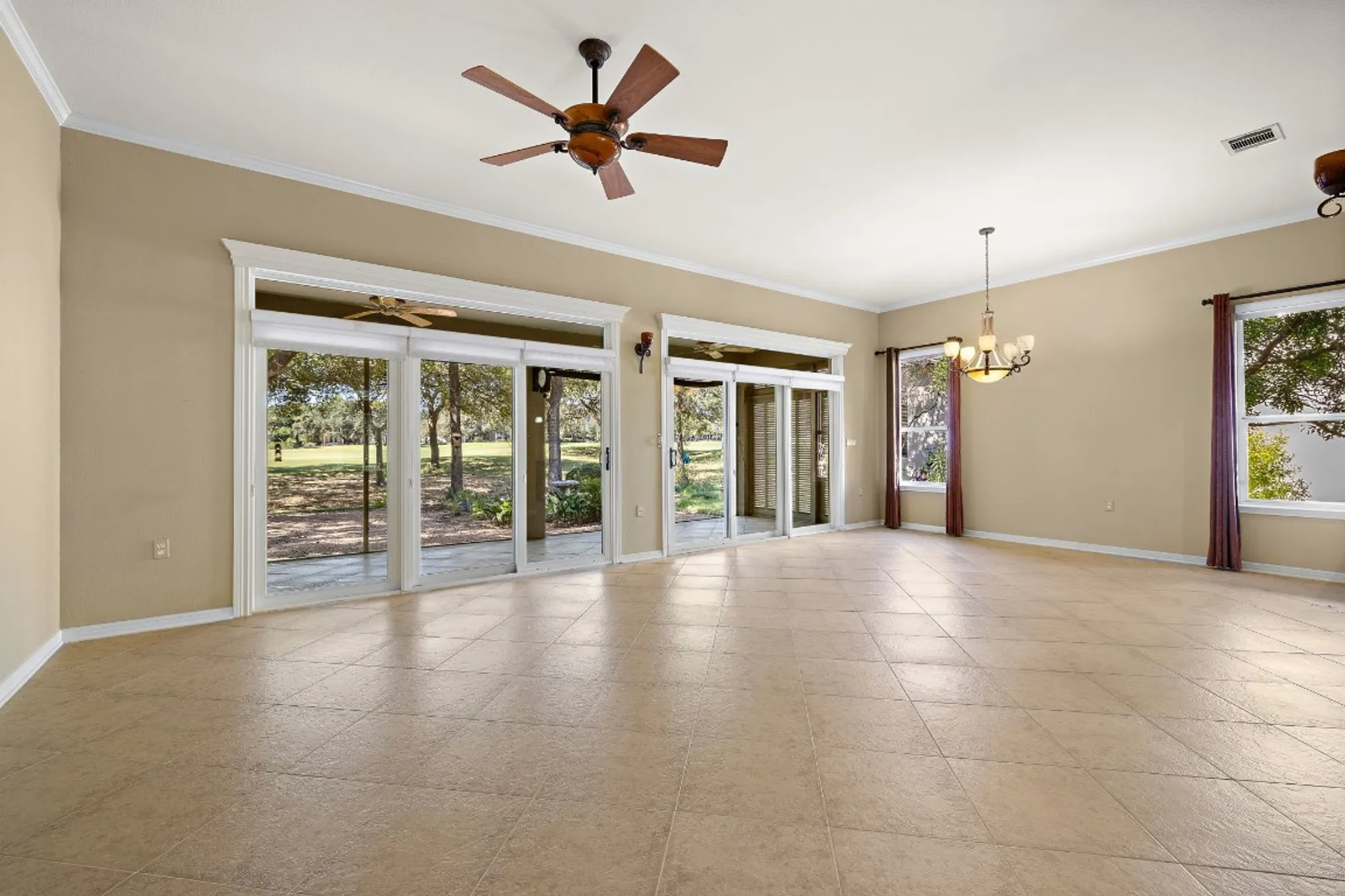 Property Slideshow image 5 of 34 | 214 lone star dr, Georgetown, TX, 78633