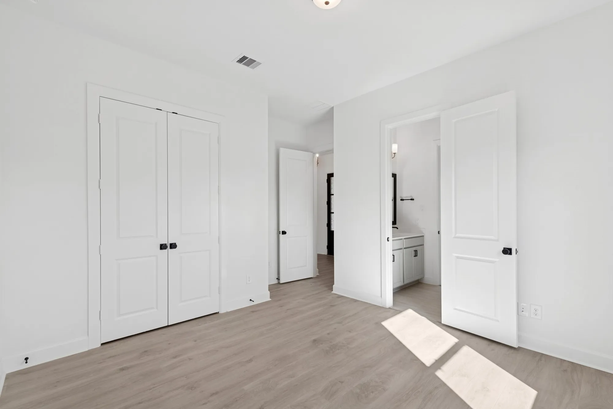 Property Slideshow image 19 of 47 | 21864 victory green way, Porter, TX, 77365