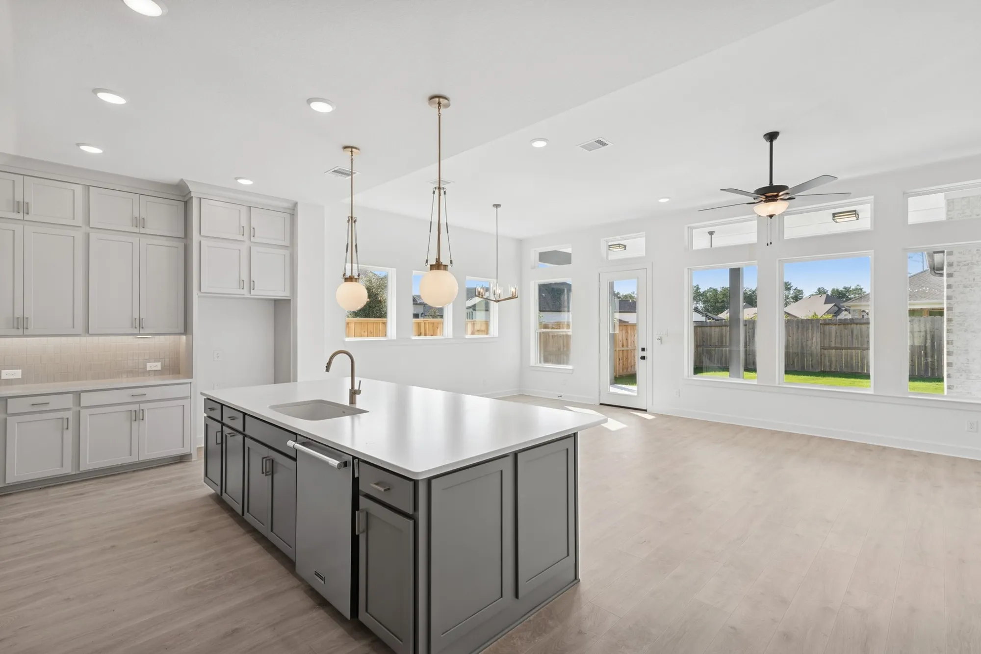 Property Slideshow image 24 of 47 | 21864 victory green way, Porter, TX, 77365