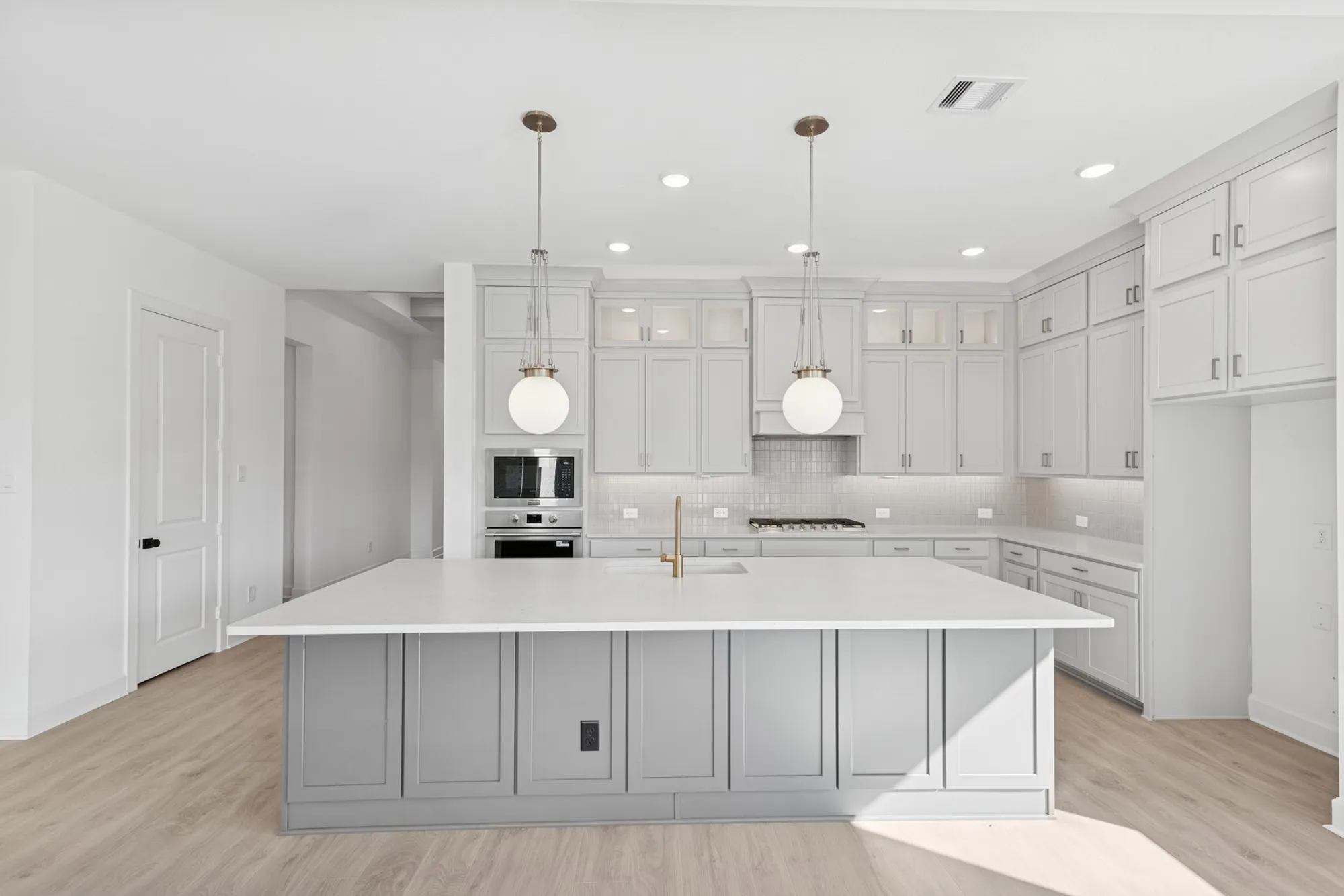 Property Slideshow image 26 of 47 | 21864 victory green way, Porter, TX, 77365