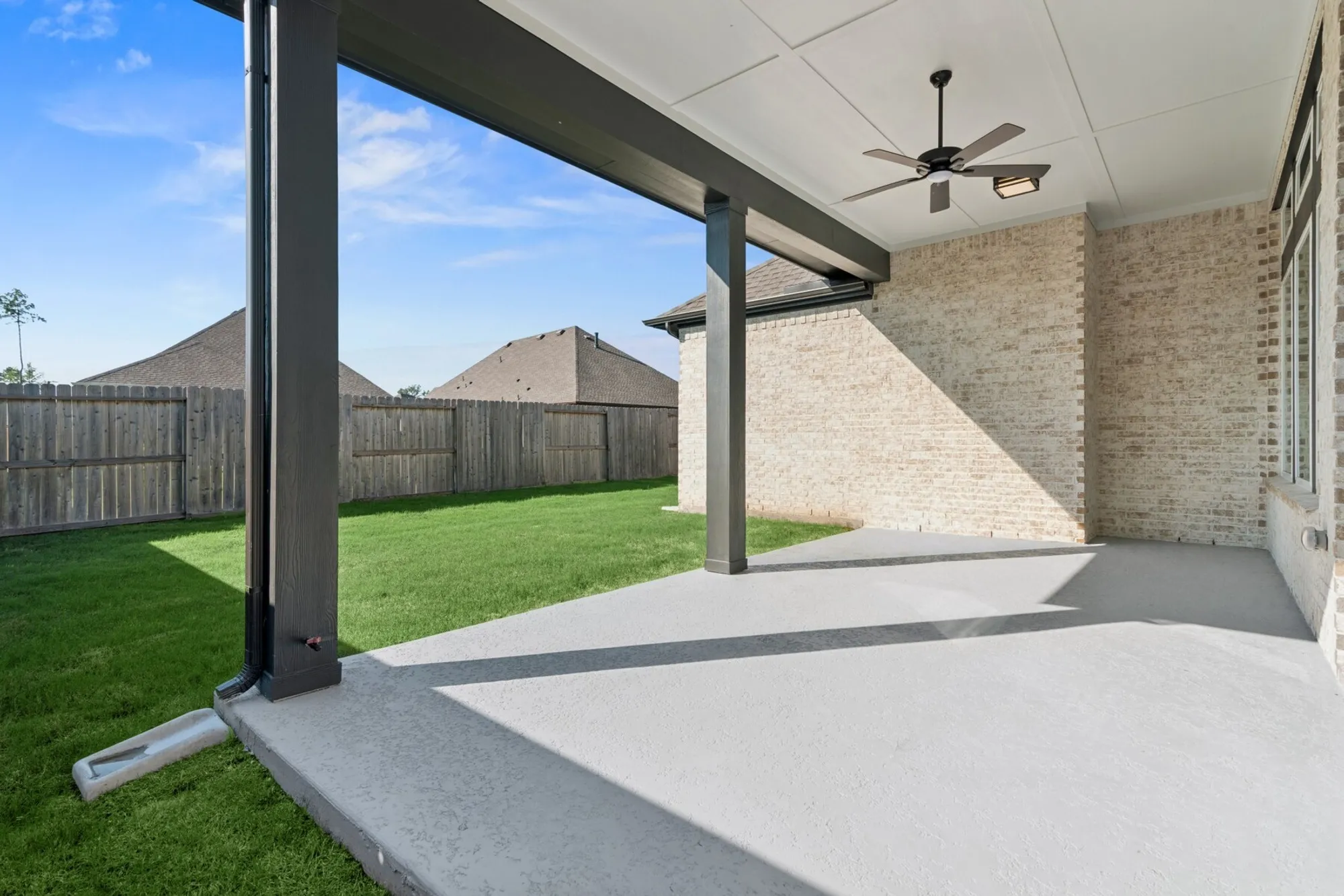 Property Slideshow image 4 of 47 | 21864 victory green way, Porter, TX, 77365