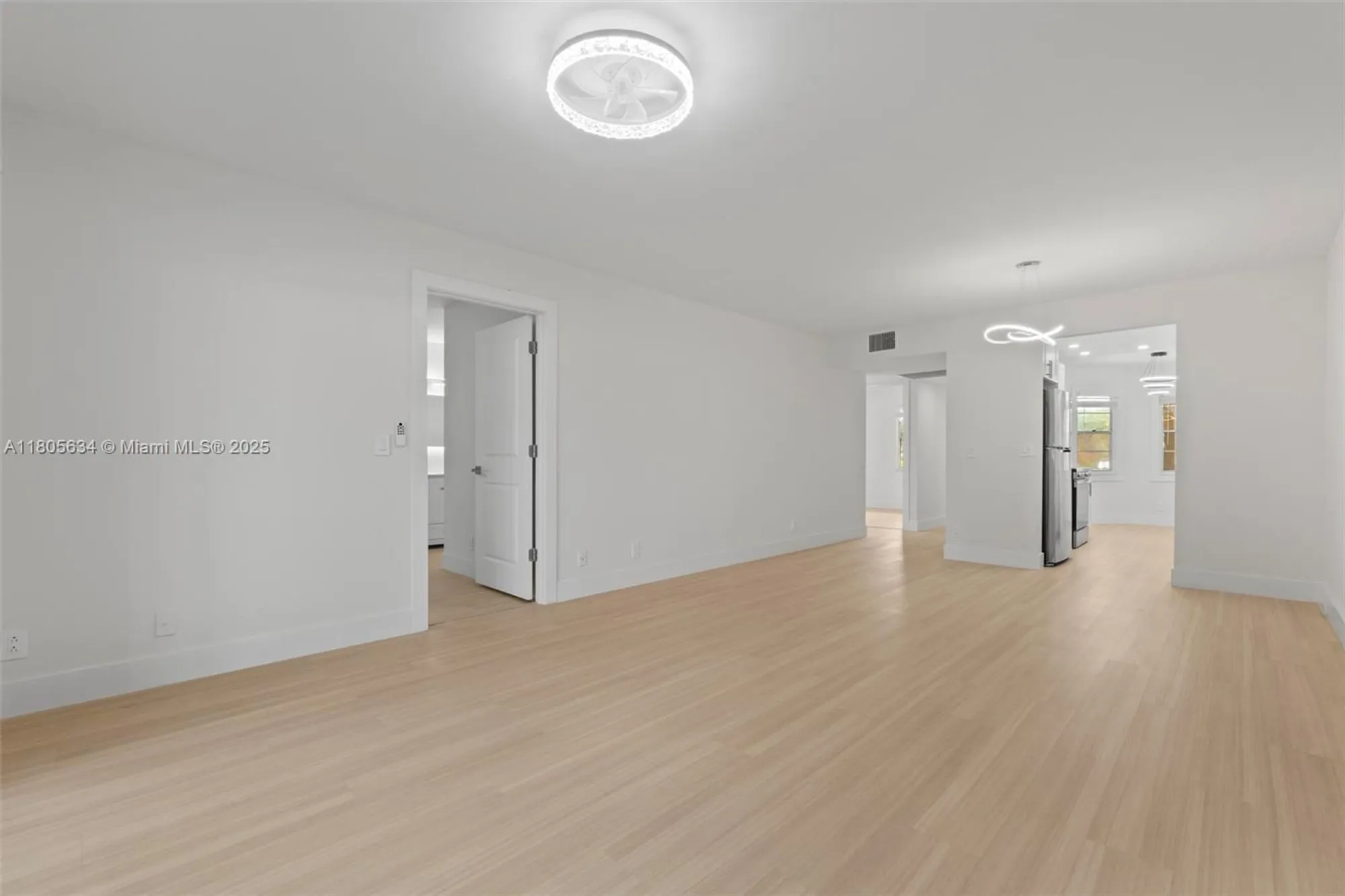 Property Slideshow image 19 of 32 | 1300 sw 124th ter 107p, Pembroke Pines, FL, 33027