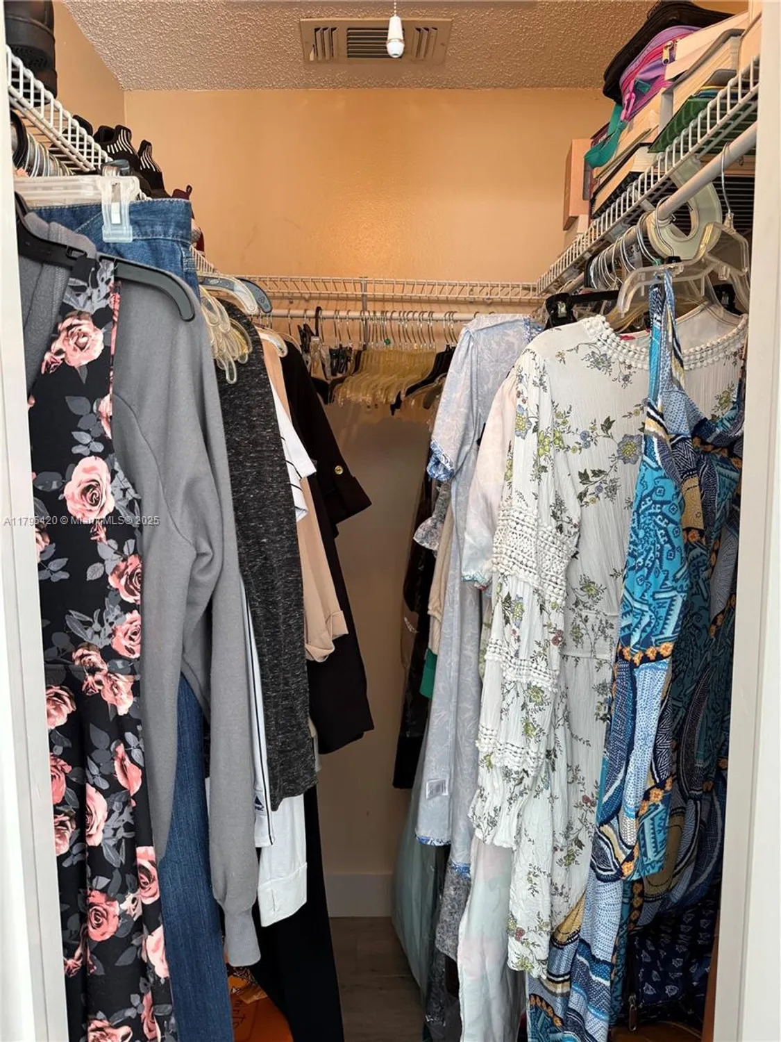 Property Slideshow image 13 of 30 | 1250 nw 85th ave, Plantation, FL, 33322