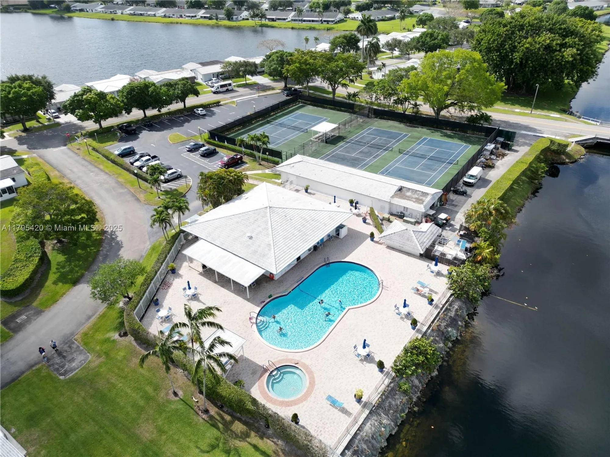 Property Slideshow image 22 of 30 | 1250 nw 85th ave, Plantation, FL, 33322