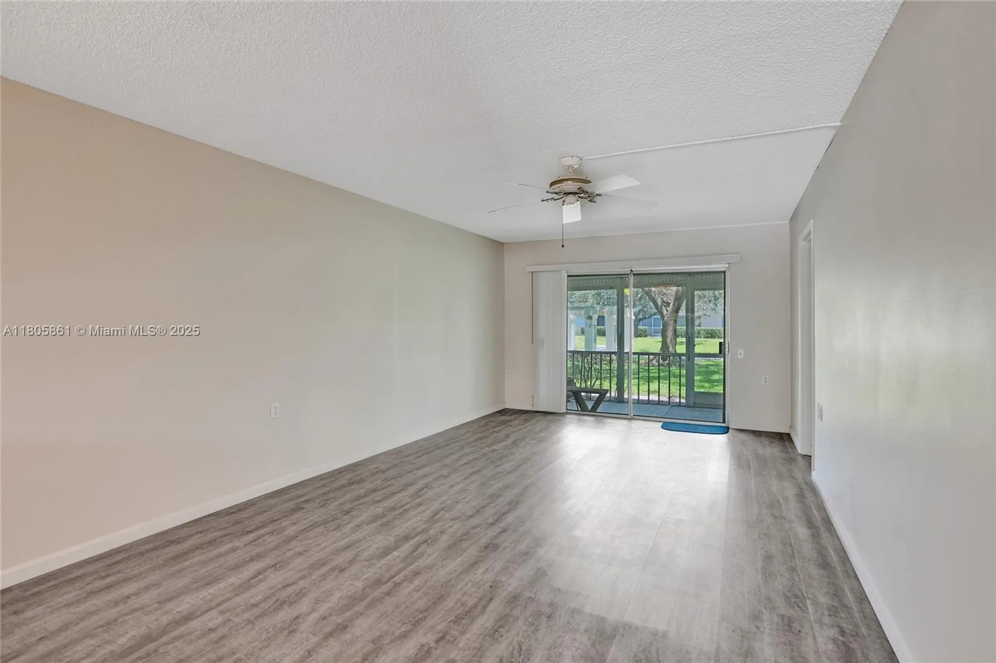 Property Slideshow image 18 of 57 | 1108 bahama bnd apt b1, Coconut Creek, FL, 33066