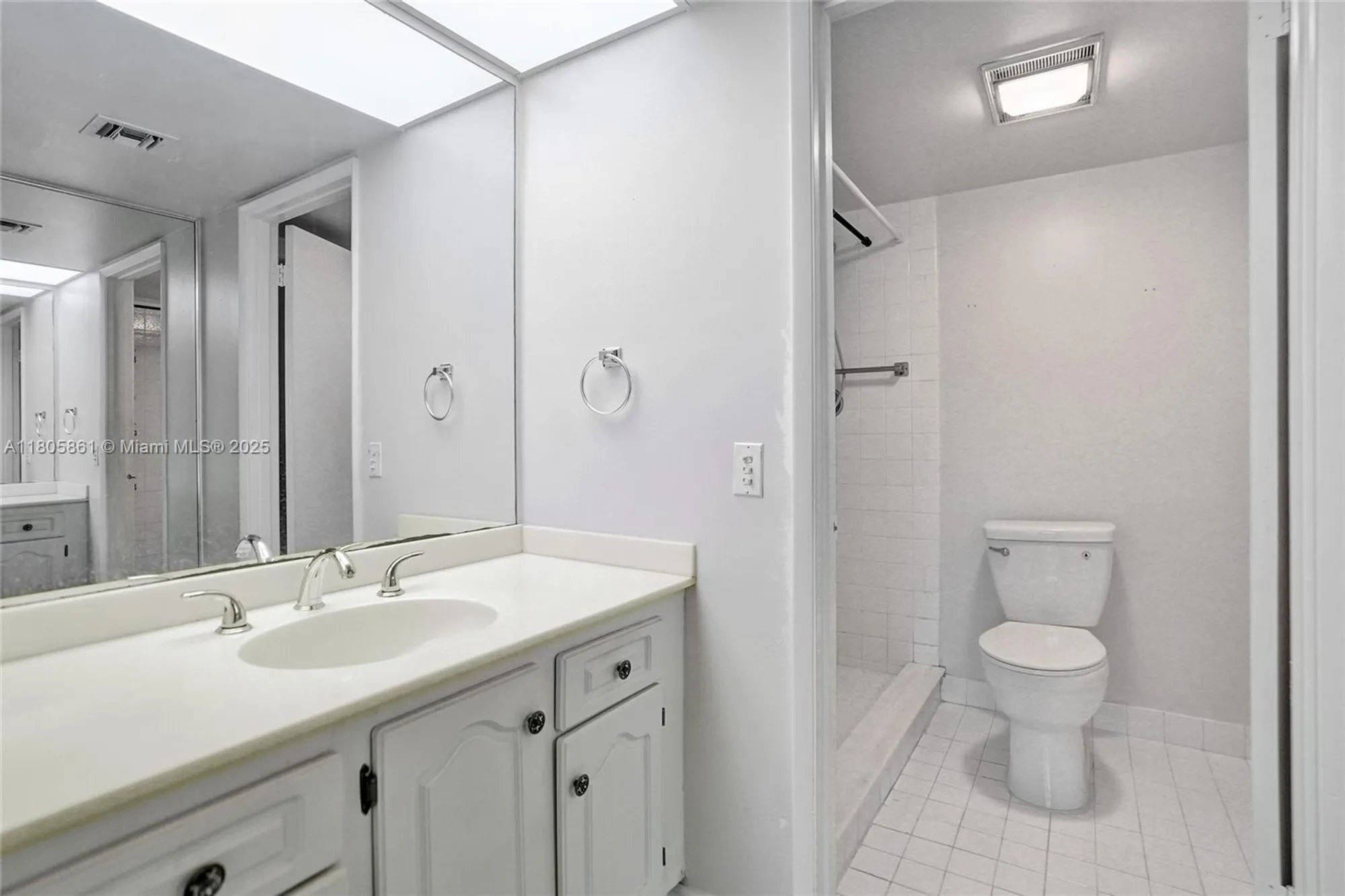 Property Slideshow image 28 of 57 | 1108 bahama bnd apt b1, Coconut Creek, FL, 33066