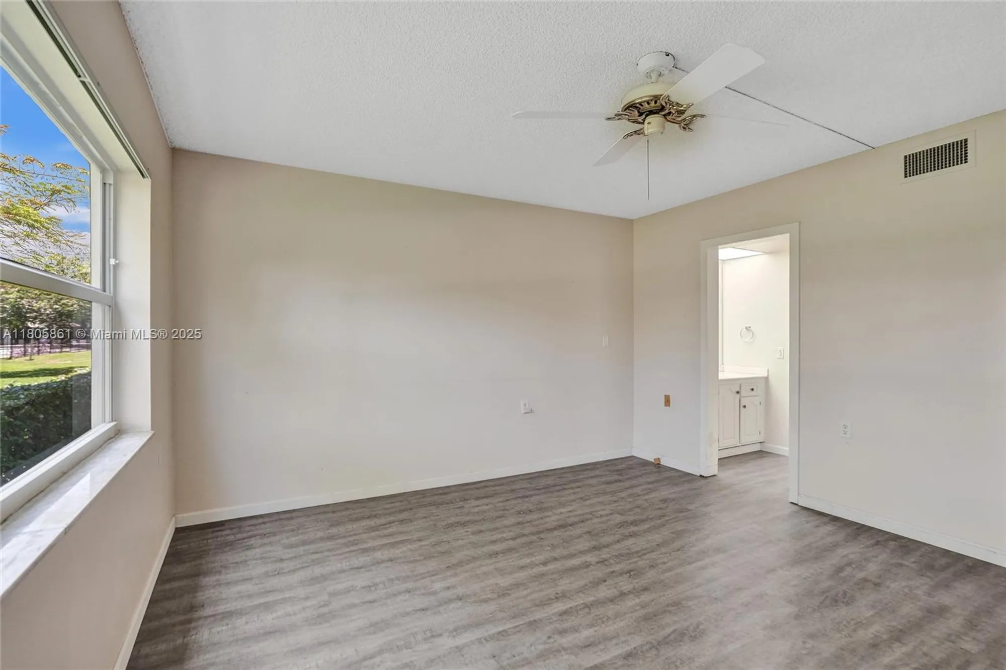 Property Slideshow image 21 of 57 | 1108 bahama bnd apt b1, Coconut Creek, FL, 33066