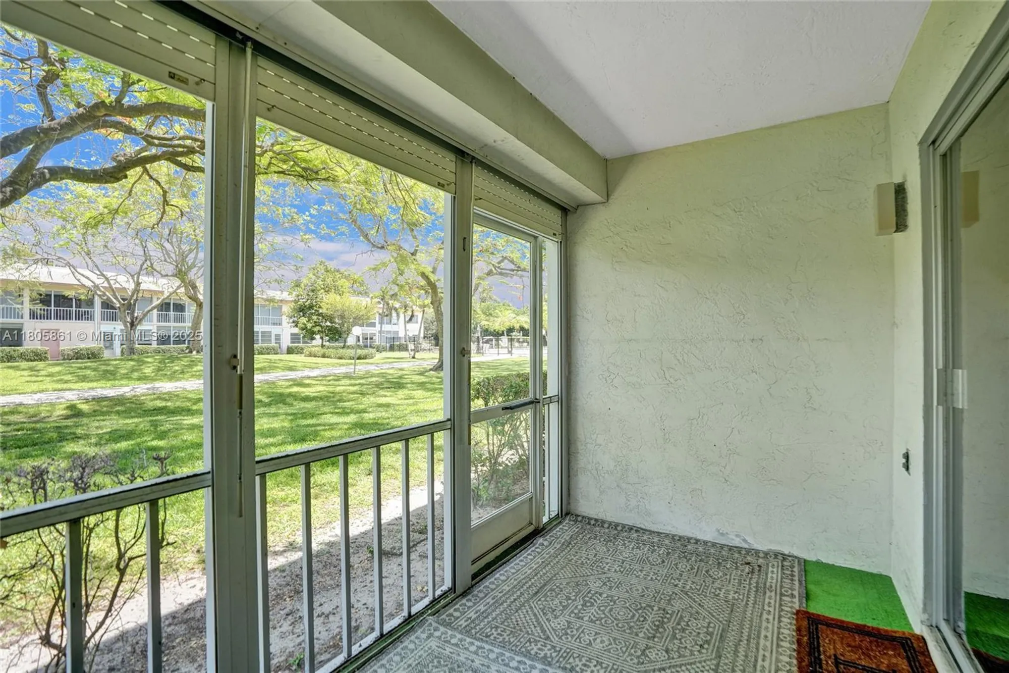 Property Slideshow image 9 of 57 | 1108 bahama bnd apt b1, Coconut Creek, FL, 33066