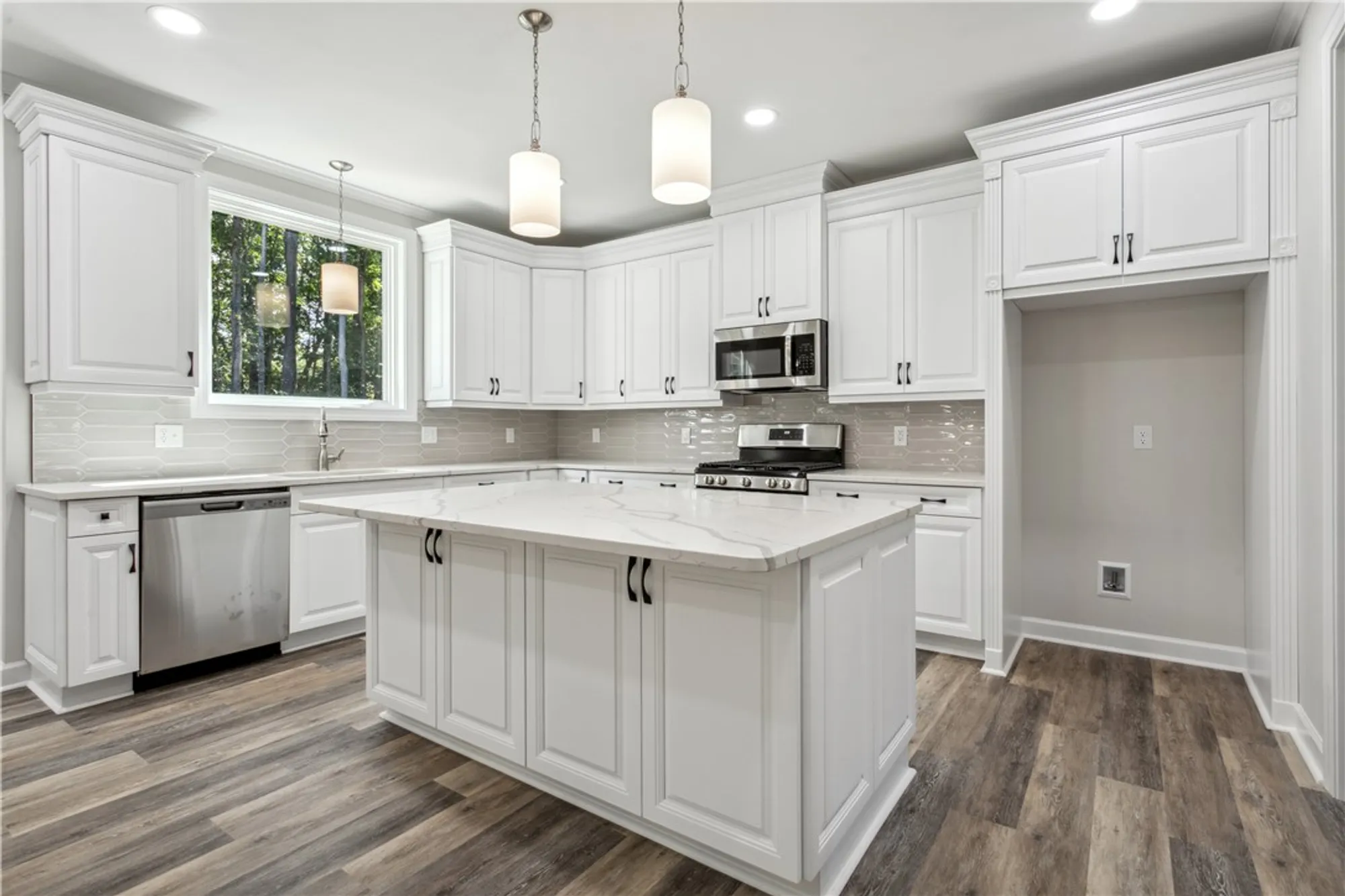 Property Slideshow image 17 of 43 | 27 ensign spence, Williamsburg, VA, 23185