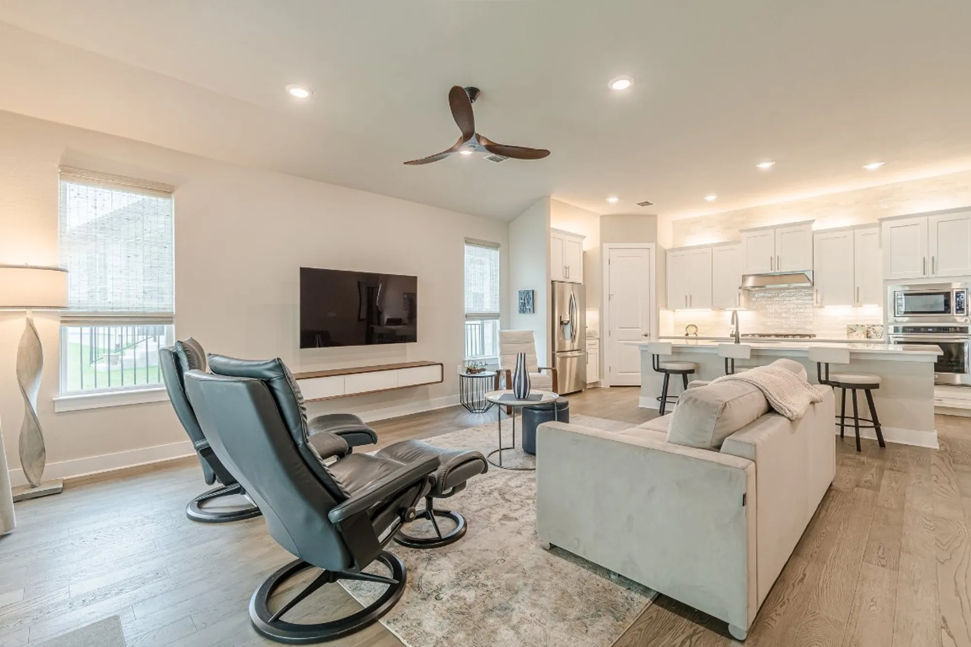 Property Slideshow image 16 of 37 | 433 skipping cedar st, San Marcos, TX, 78666