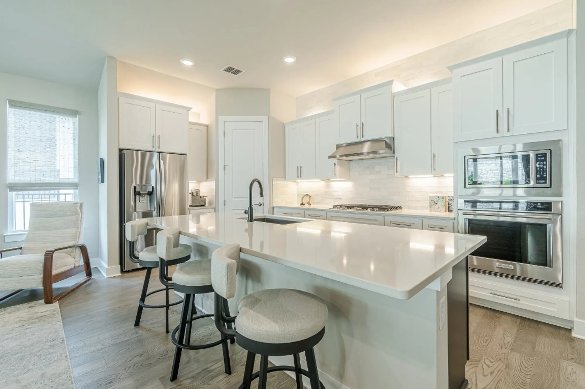 Property Slideshow image 11 of 37 | 433 skipping cedar st, San Marcos, TX, 78666