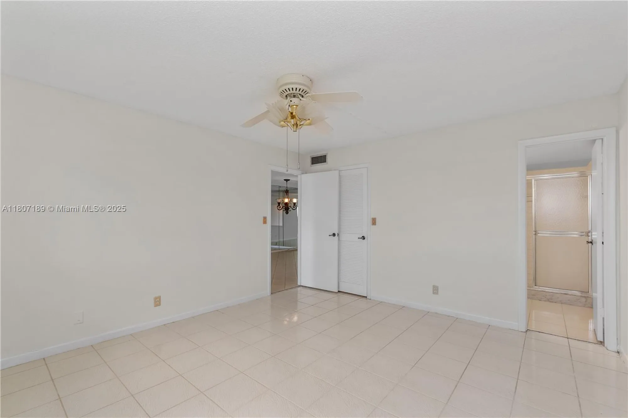 Property Slideshow image 19 of 25 | 9220 s hollybrook lake dr apt 208, Pembroke Pines, FL, 33025