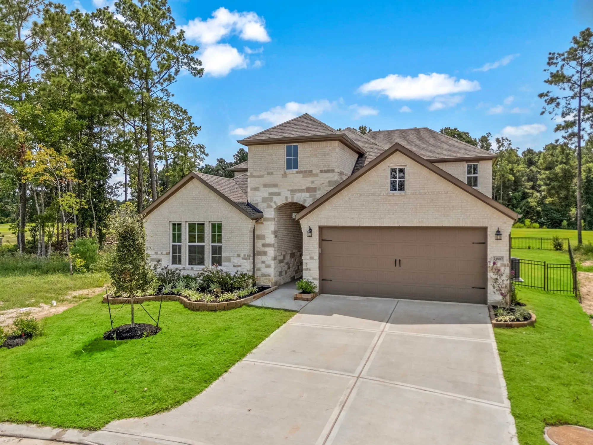 Property Slideshow image 4 of 49 | 21807 victory green way, Porter, TX, 77365