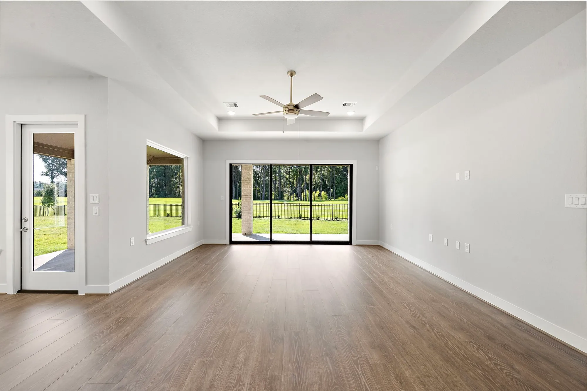 Property Slideshow image 7 of 49 | 21807 victory green way, Porter, TX, 77365