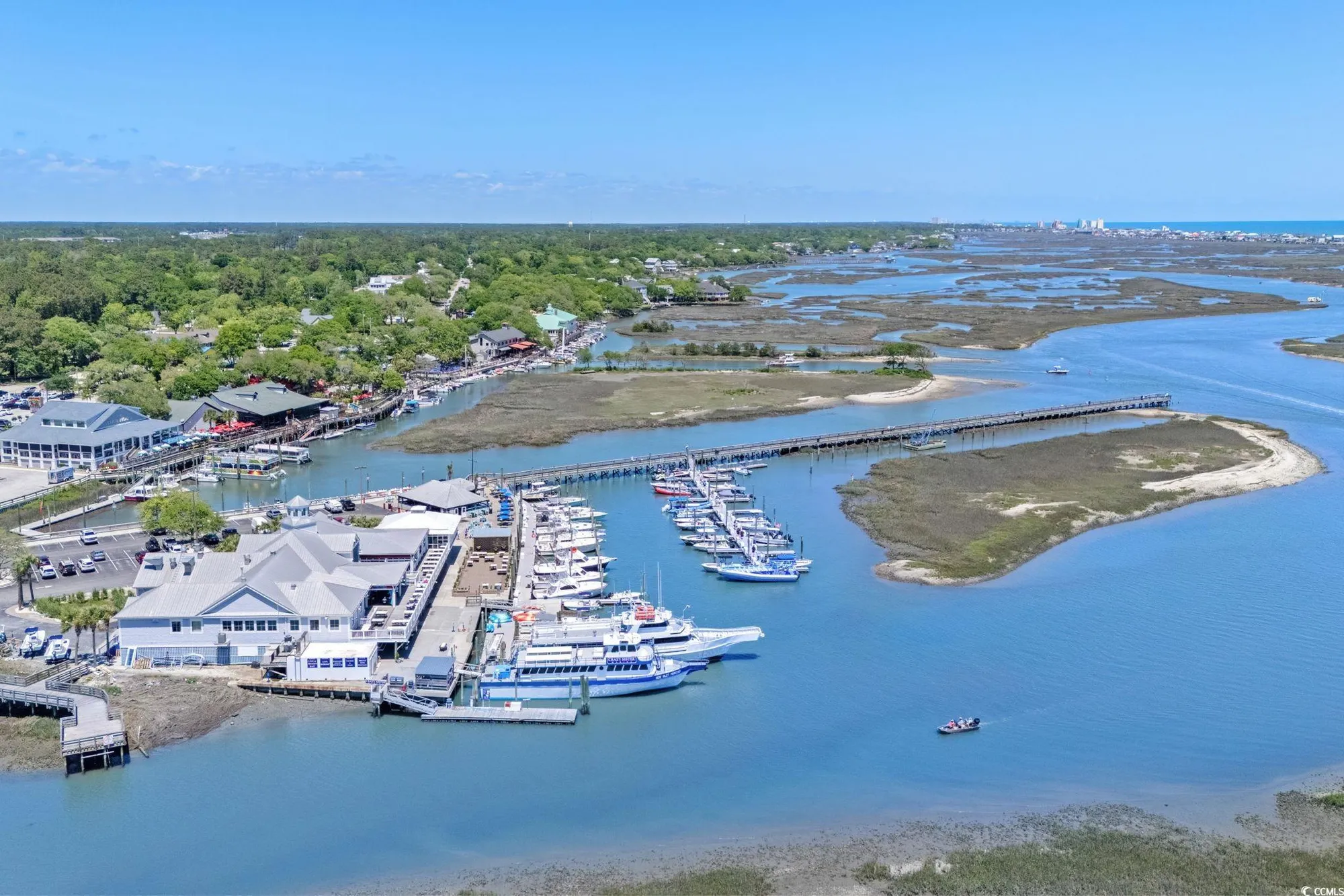 Property Slideshow image 39 of 40 | 450 oaklanding ln, Murrells Inlet, SC, 29576