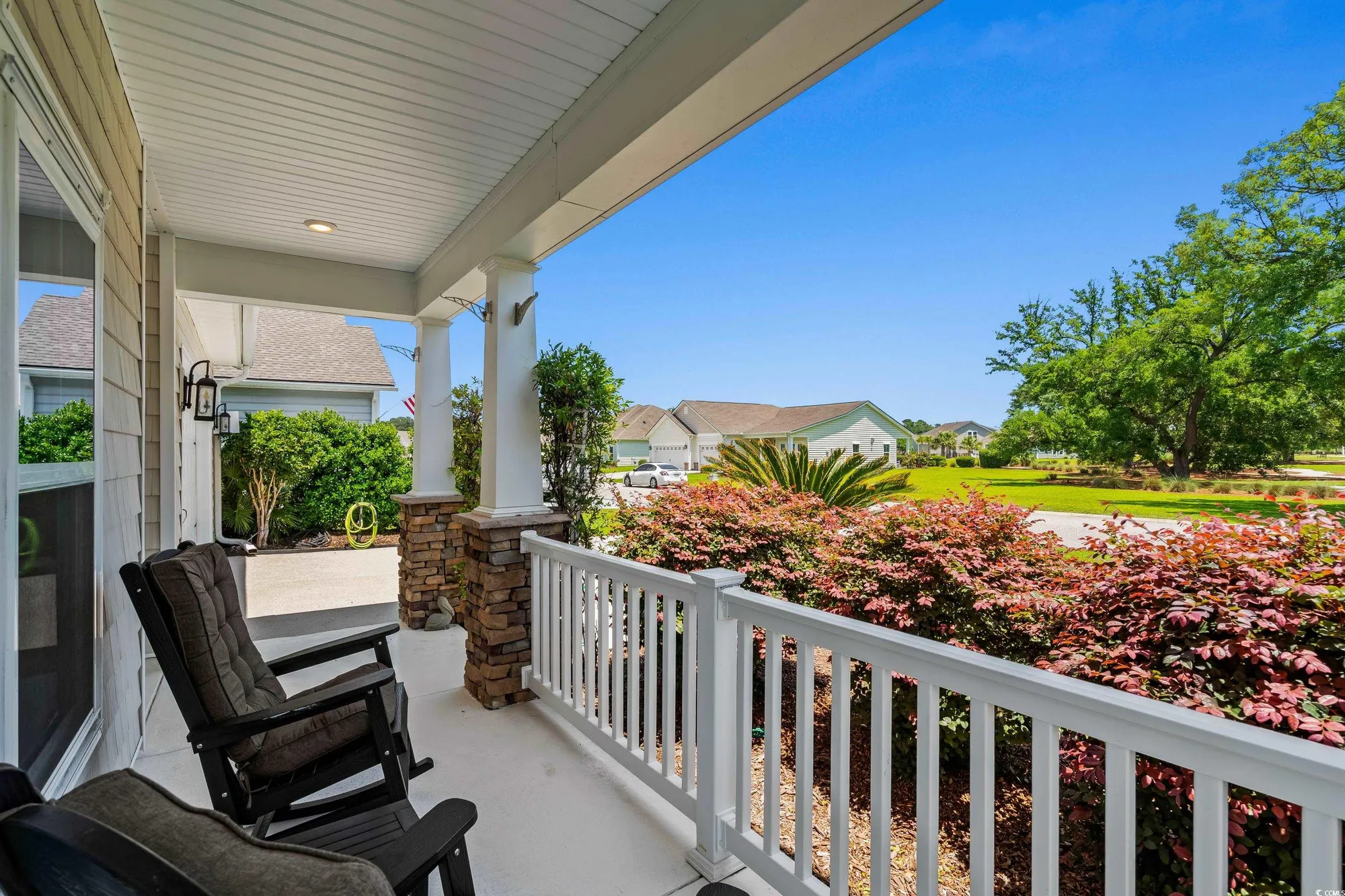 Property Slideshow image 5 of 40 | 450 oaklanding ln, Murrells Inlet, SC, 29576