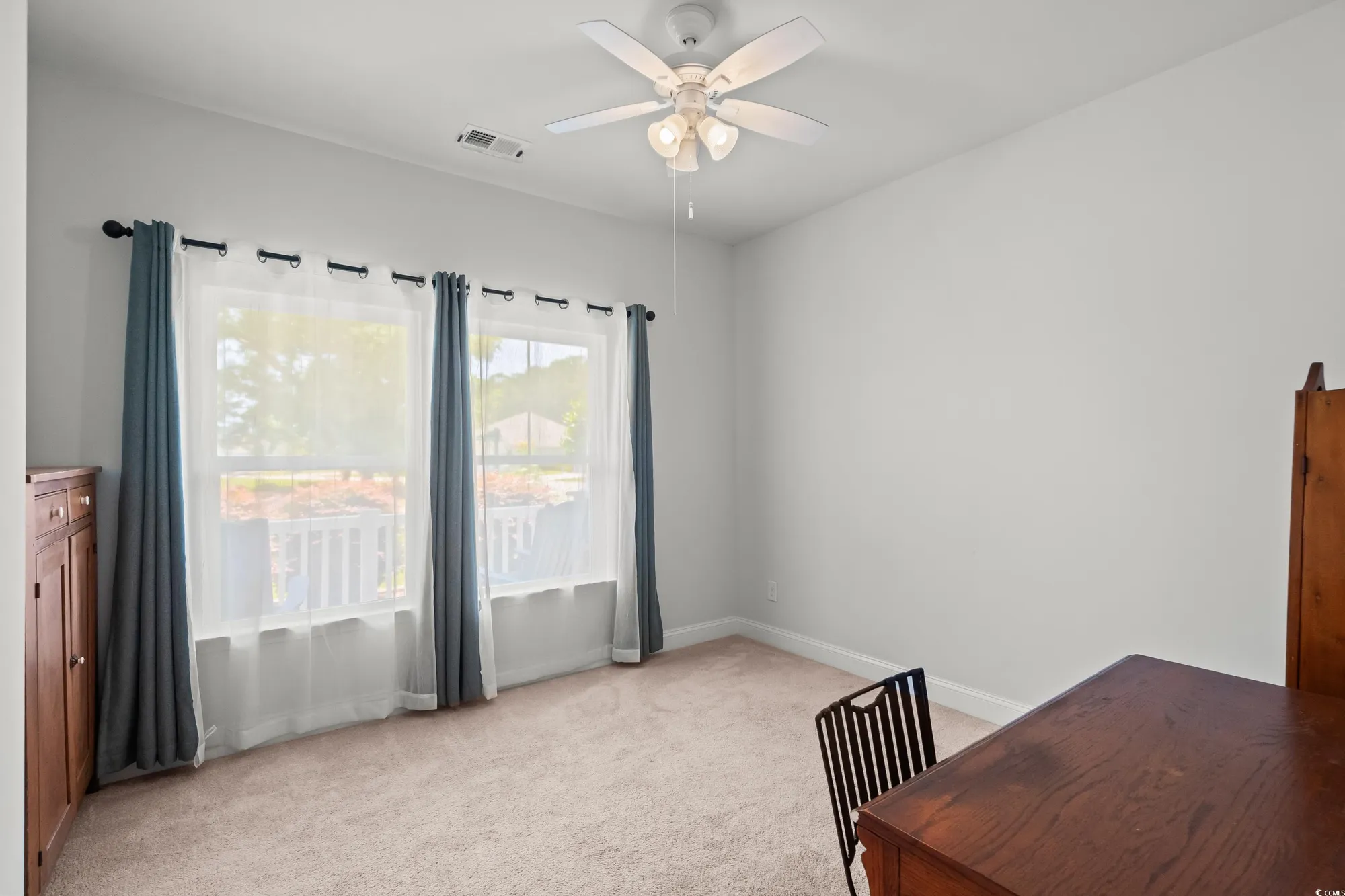 Property Slideshow image 8 of 40 | 450 oaklanding ln, Murrells Inlet, SC, 29576