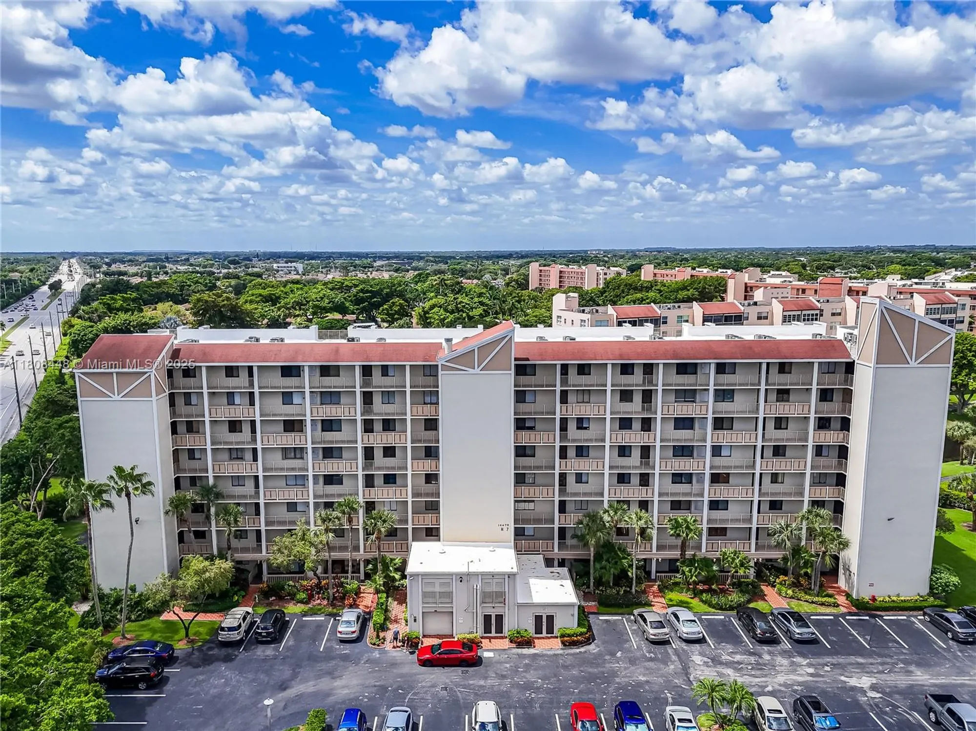 Property Slideshow image 12 of 35 | 14475 strathmore ln apt 305, Delray Beach, FL, 33446