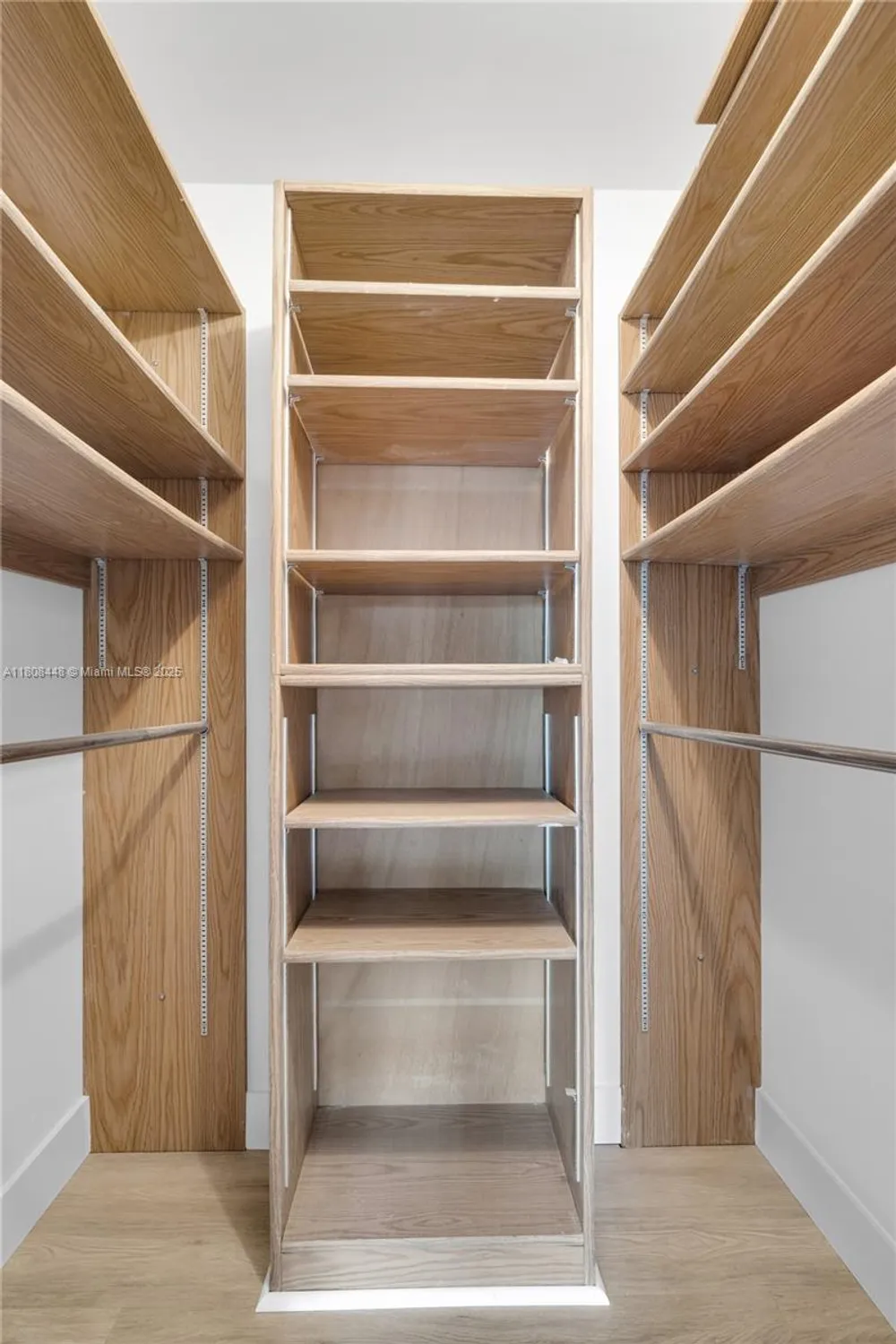 Property Slideshow image 29 of 35 | 14475 strathmore ln apt 305, Delray Beach, FL, 33446