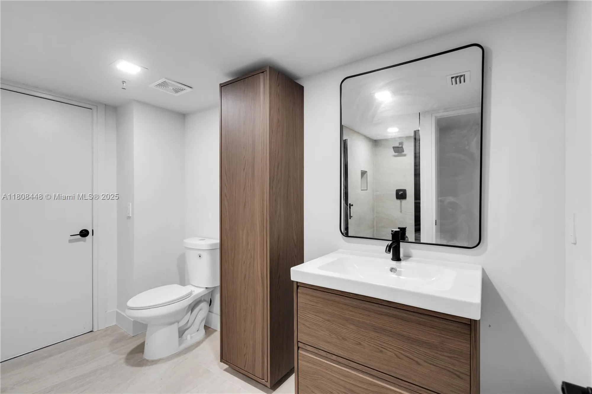 Property Slideshow image 30 of 35 | 14475 strathmore ln apt 305, Delray Beach, FL, 33446