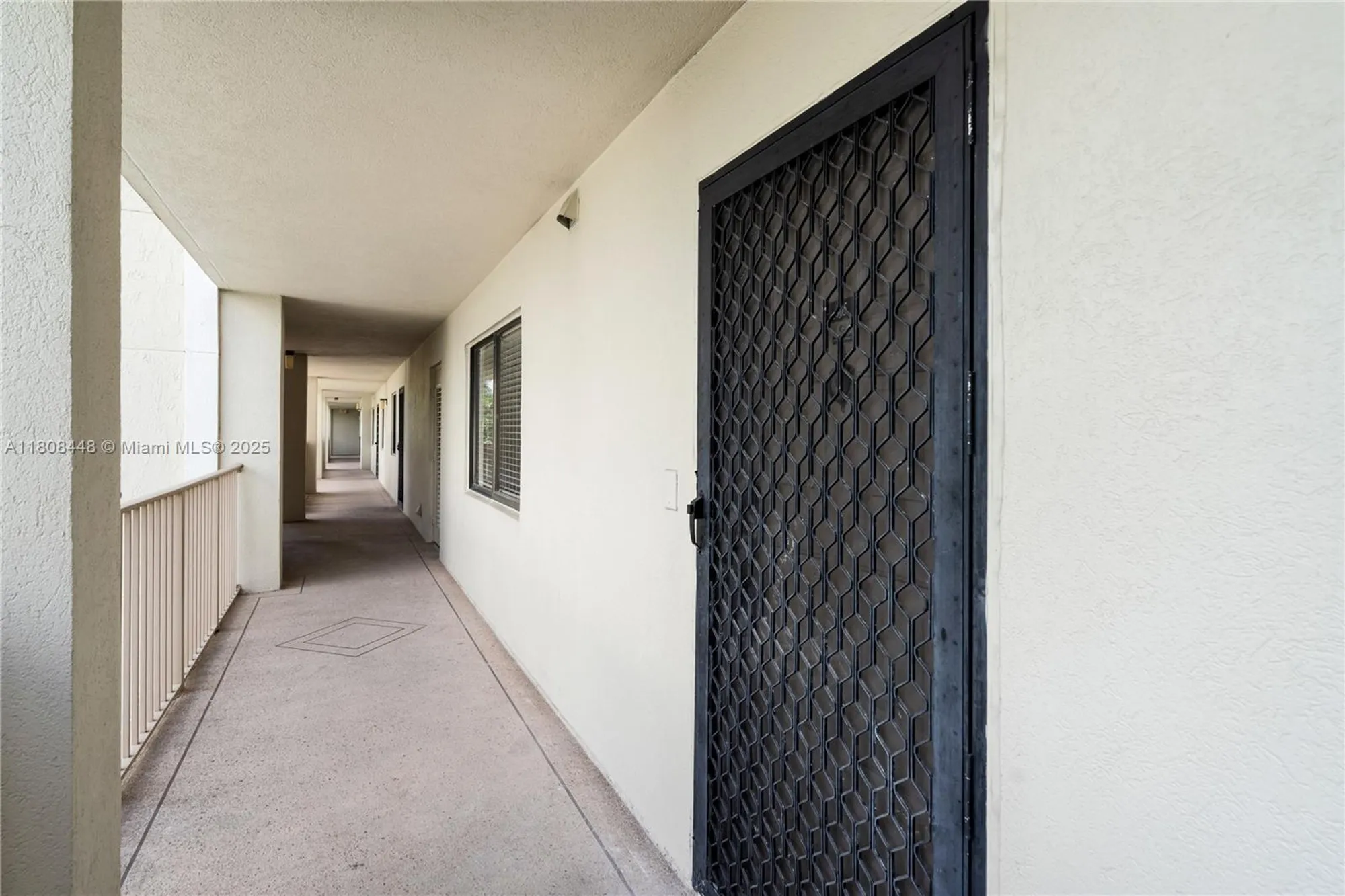 Property Slideshow image 32 of 35 | 14475 strathmore ln apt 305, Delray Beach, FL, 33446