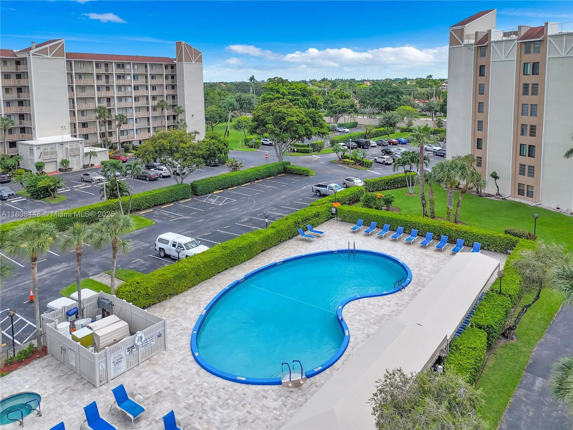 Property Slideshow image 7 of 35 | 14475 strathmore ln apt 305, Delray Beach, FL, 33446