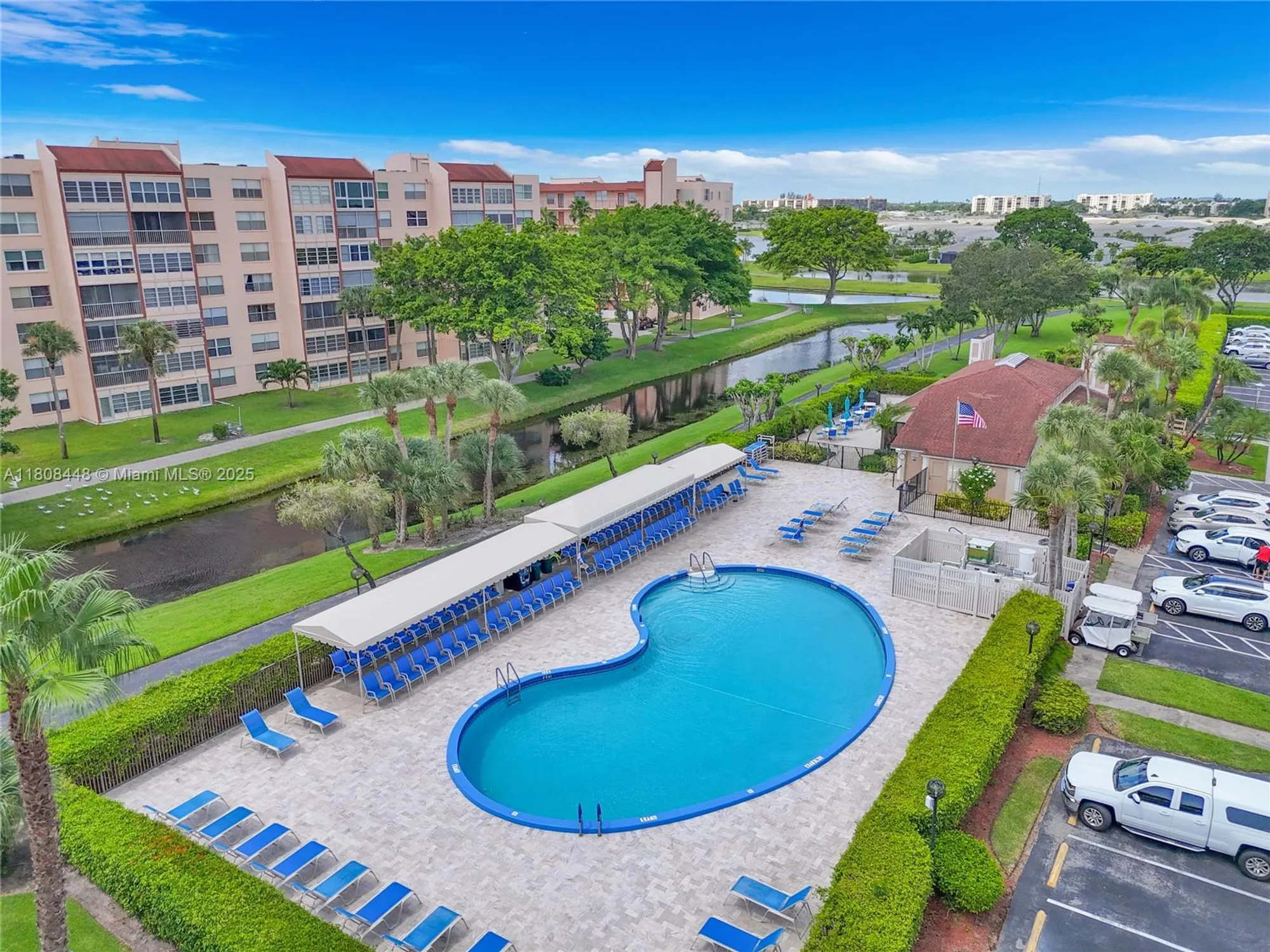 Property Slideshow image 8 of 35 | 14475 strathmore ln apt 305, Delray Beach, FL, 33446