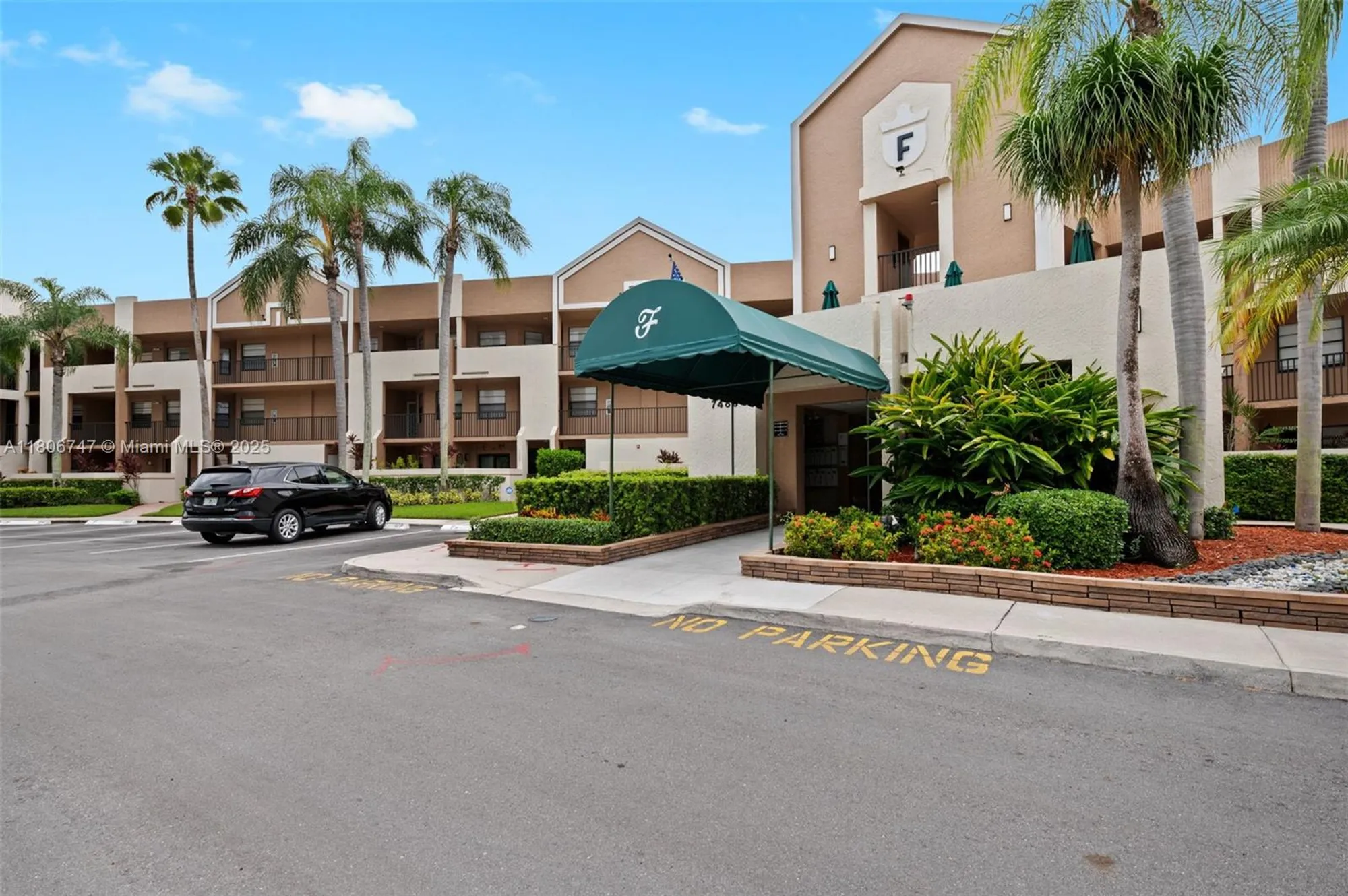 Property Slideshow image 26 of 43 | 7443 fairfax dr 208, Tamarac, FL, 33321