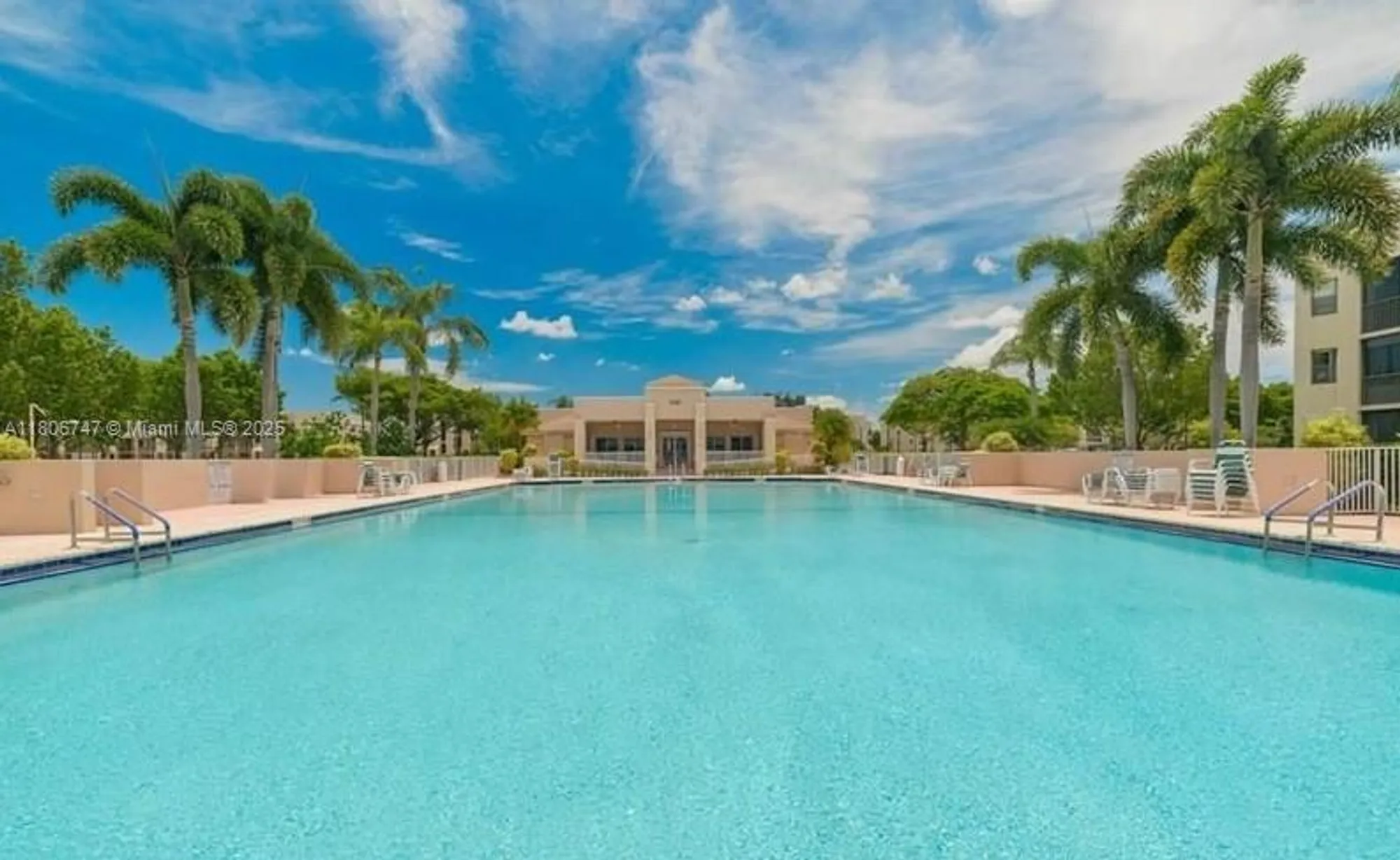 Property Slideshow image 38 of 43 | 7443 fairfax dr 208, Tamarac, FL, 33321