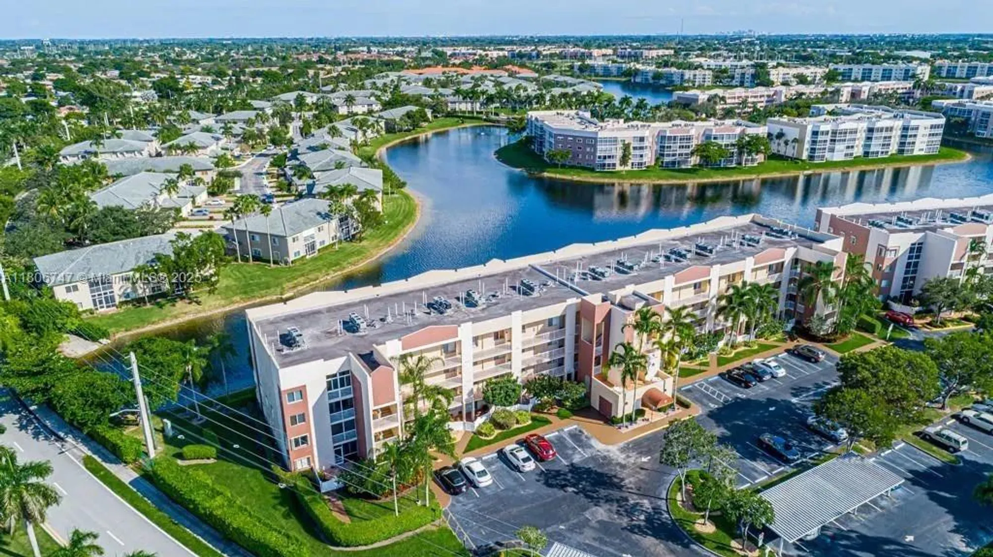 Property Slideshow image 32 of 43 | 7443 fairfax dr 208, Tamarac, FL, 33321