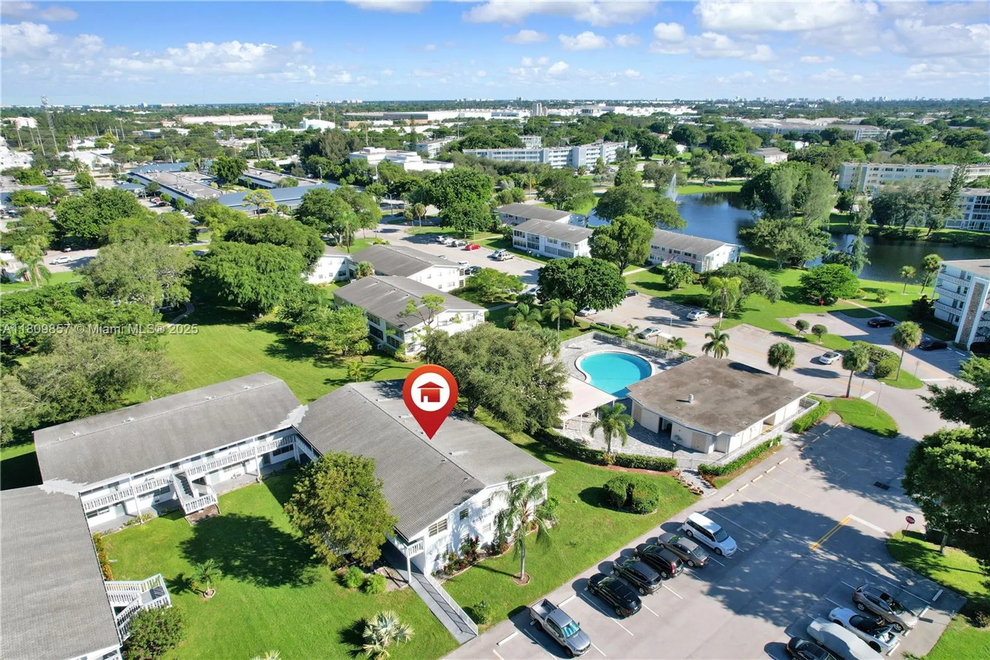 Property Slideshow image 4 of 18 | 182 westbury j # 182, Deerfield Beach, FL, 33442