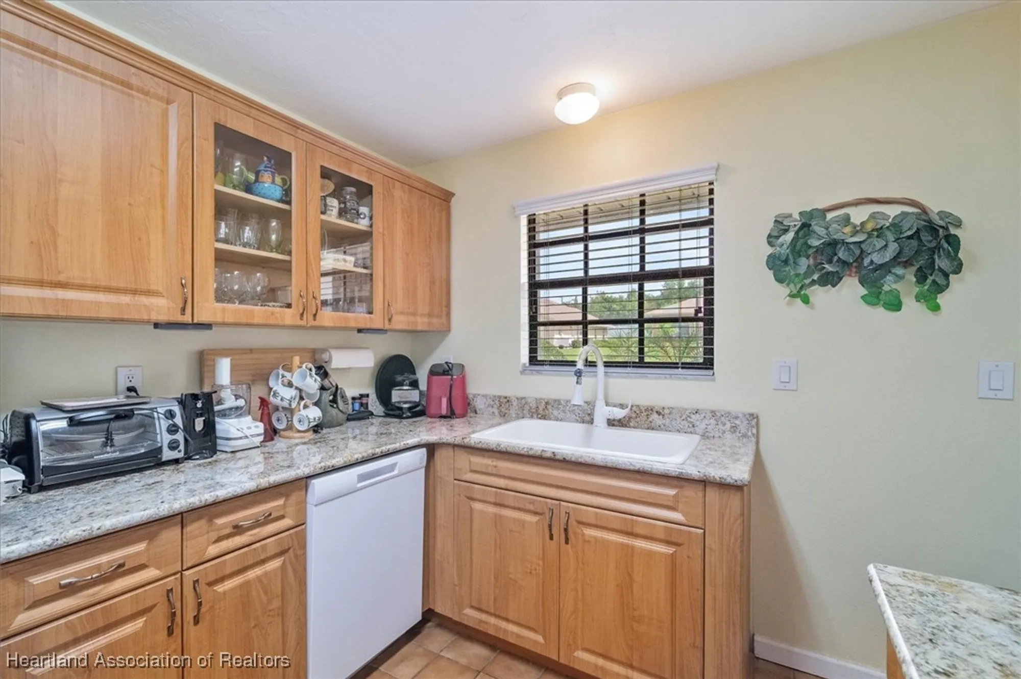 Property Slideshow image 7 of 15 | 128 grandview blvd, Lake Placid, FL, 33852