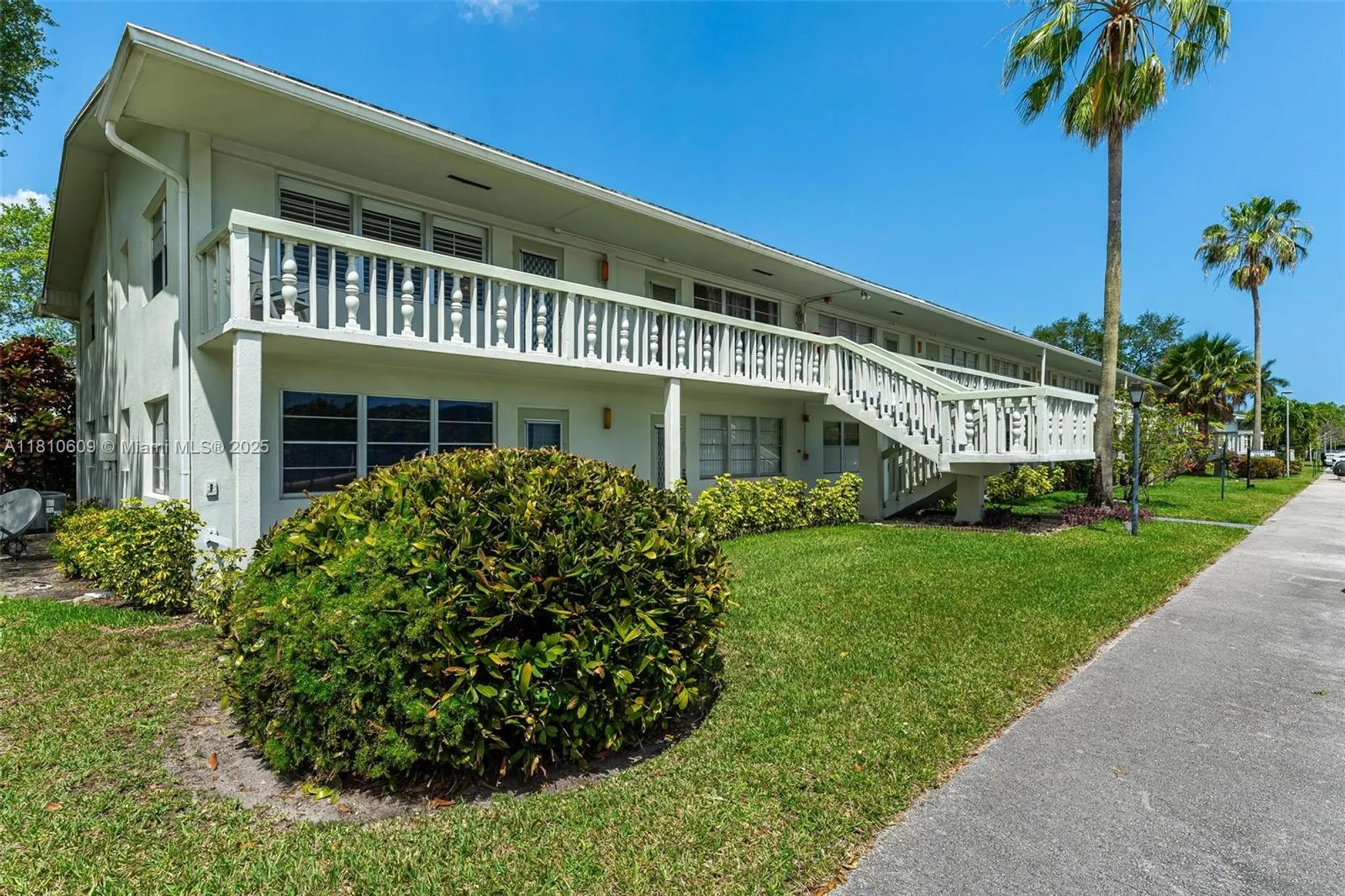 Property Slideshow image 3 of 26 | 284 prescott n # 284, Deerfield Beach, FL, 33442