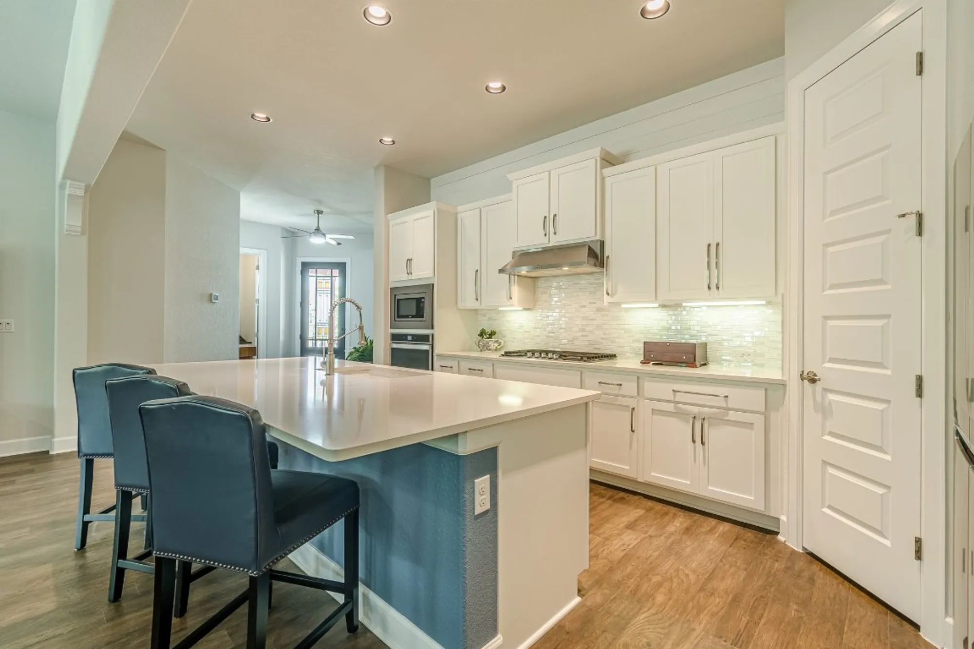 Property Slideshow image 15 of 39 | 305 dashing sycamore st, San Marcos, TX, 78666